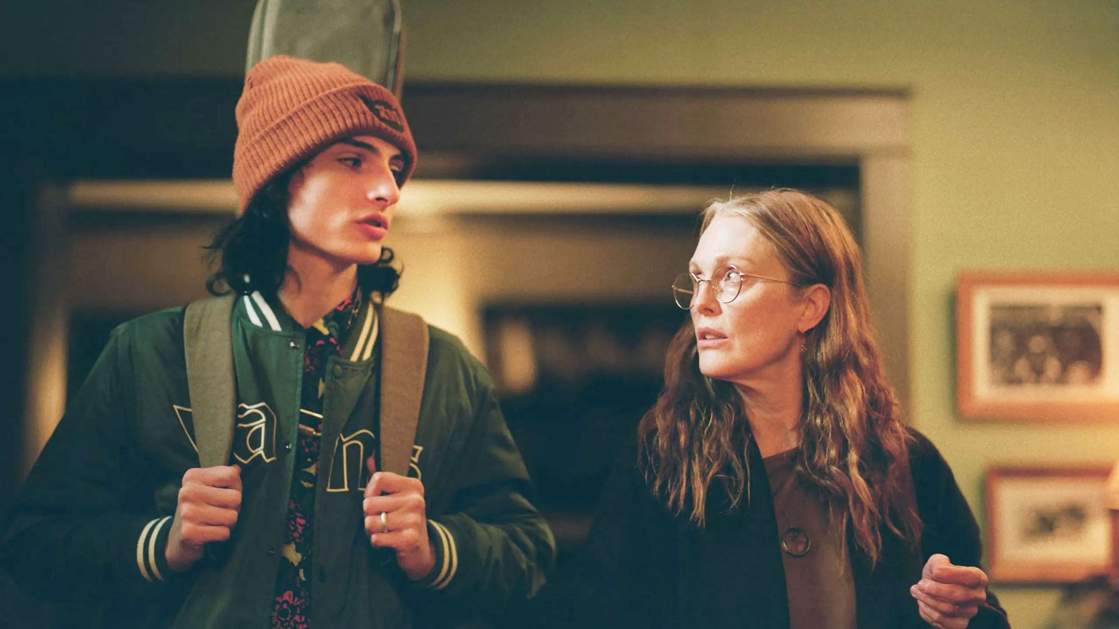 ’When You Finish Saving the World’: Jesse Eisenbergs får det til at gøre ondt på den gode måde i pinagtigt underholdende instruktørdebut