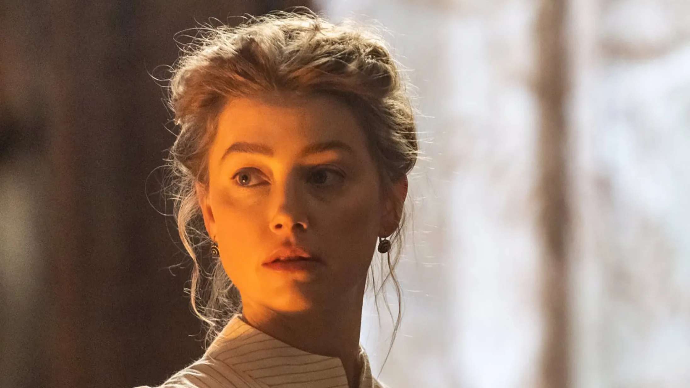 Amber Heard er tilbage i første filmrolle siden Depp-retssag – se traileren til thrilleren ‘In the Fire’