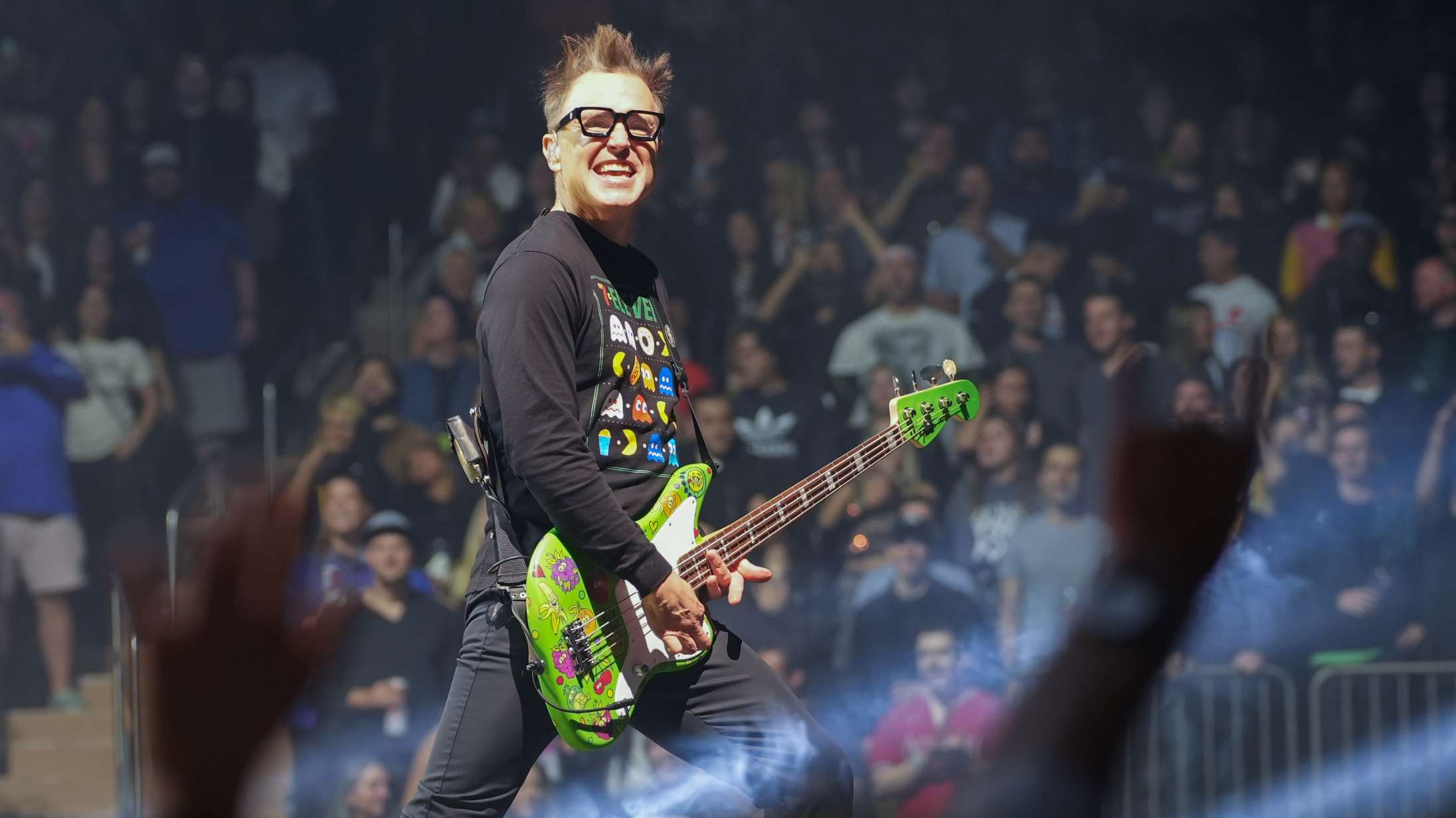 Blink-182 beviste, at man aldrig bliver for gammel til din-mor-jokes og powerakkorder