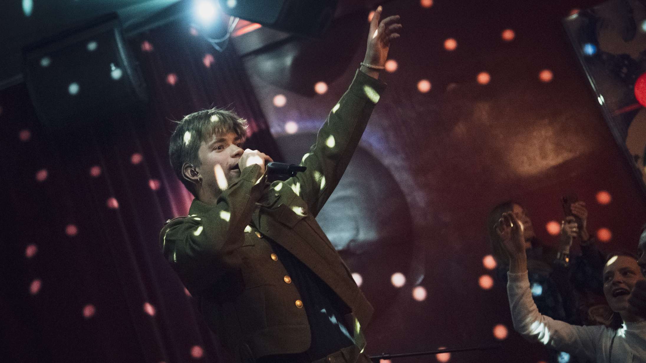 Soundvenue LIVE: Bjørn sendte skud ud til Sivas og Tjajkovskij, inden han fik Søpavillonen til at moshe igennem