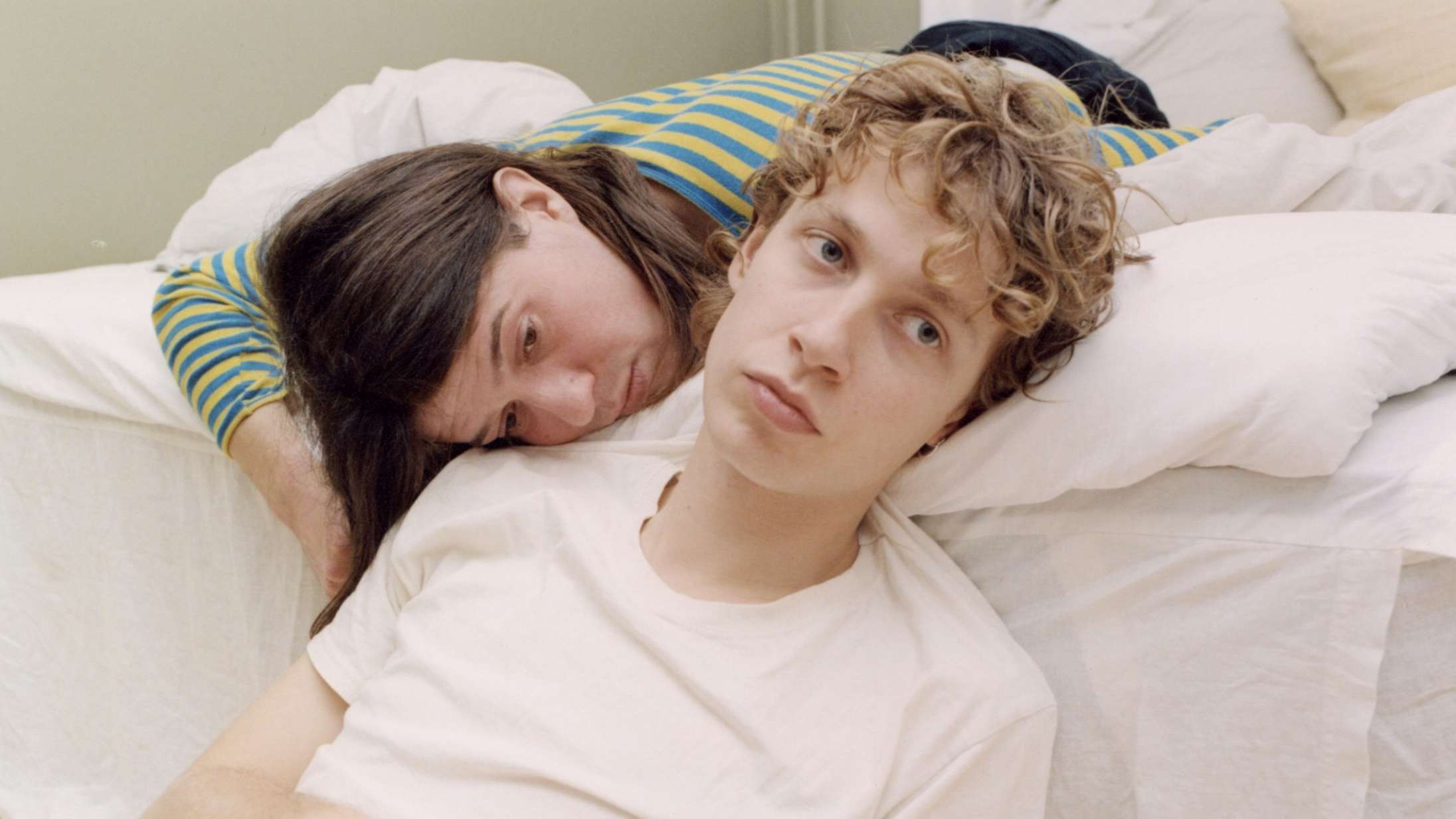 ‘Mosquito’: De plejede at lave tåget emorap – nu lyder Fraads som landets mest excentriske popgruppe