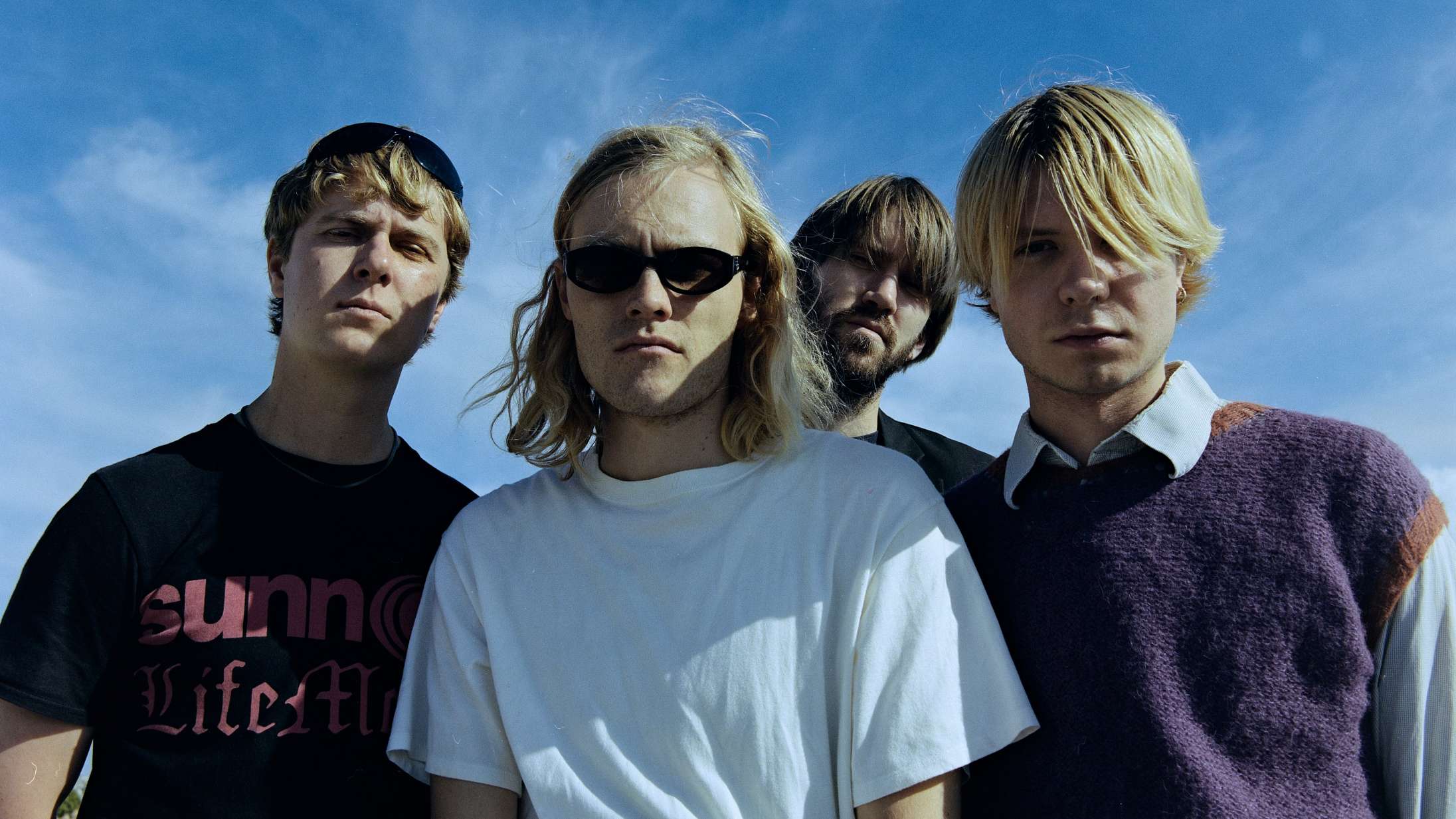 På ‘Årene’ viser First Flush, at de mestrer den tre minutter lange rocksang til perfektion