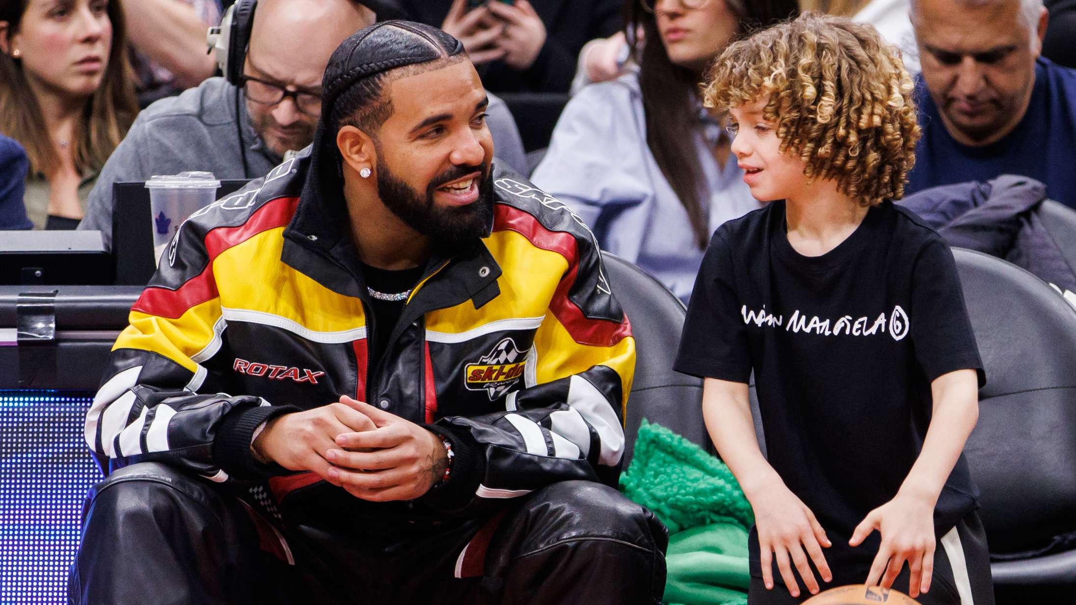 Drakes 6-årige søn har netop udgivet sin første single – se musikvideoen