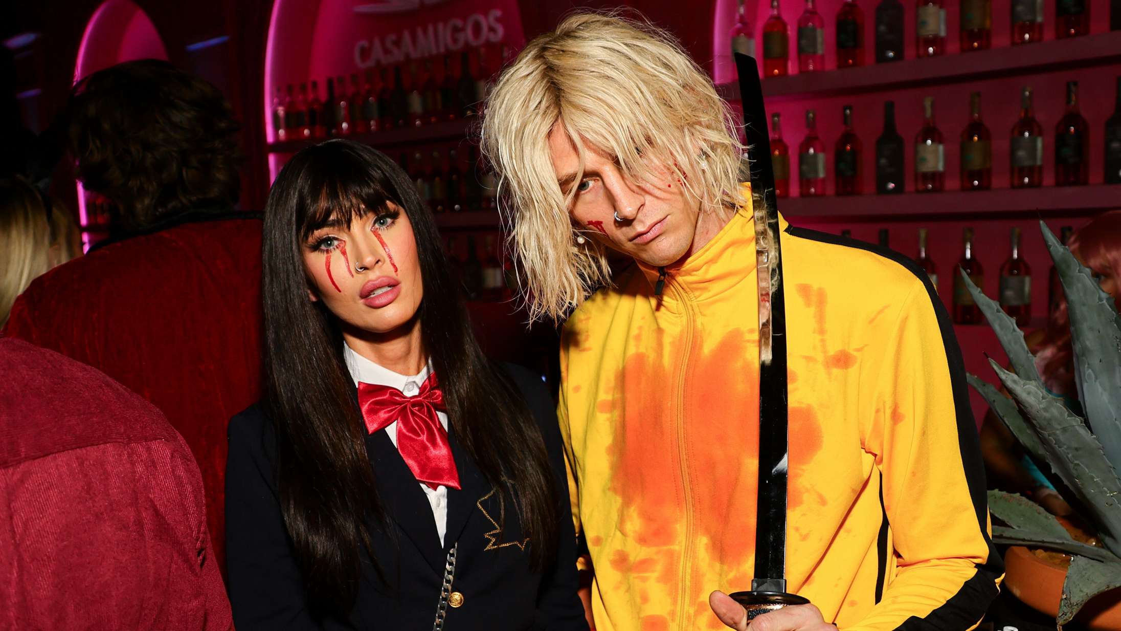 Se musikernes bedste halloween-kostumer – fra cowgirl-Billie Eilish til Paris Hilton som Britney