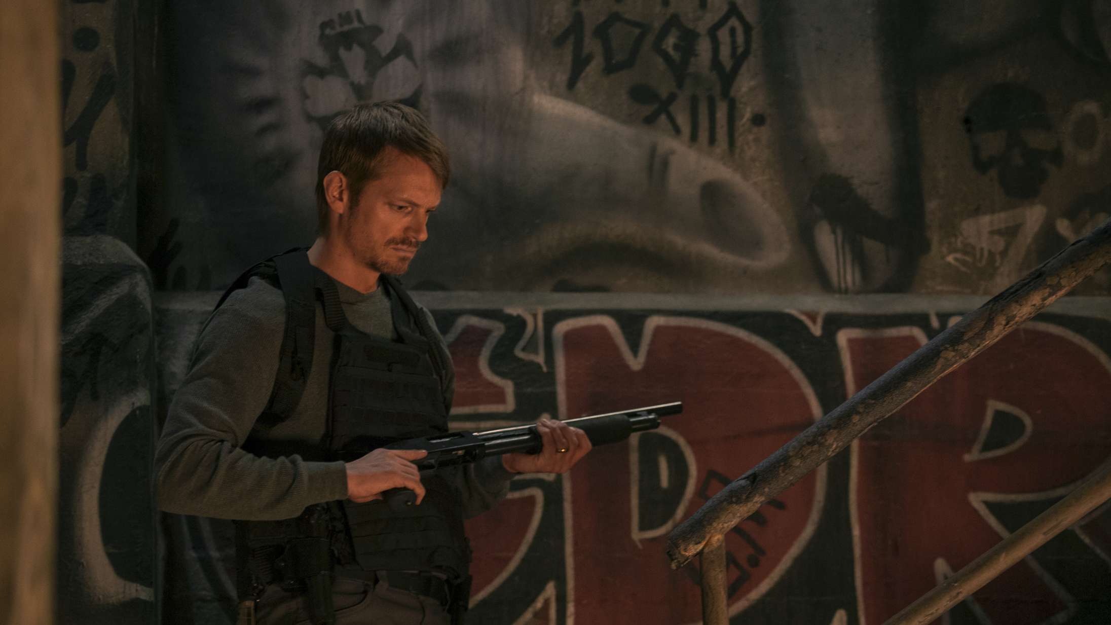 Actionlegenden John Woo er tilbage med et stille actionbrag – se første trailer til ‘Silent Night’