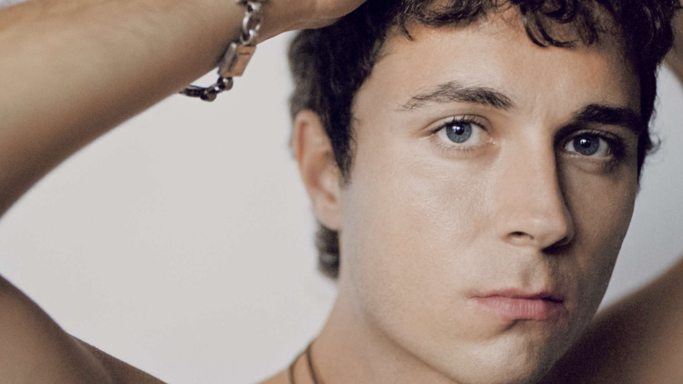 Vera har hemmelige stjerner med på sin nye ep – ‘Studio Update 2’ gæstes af Mø, Lord Siva og Eee Gee