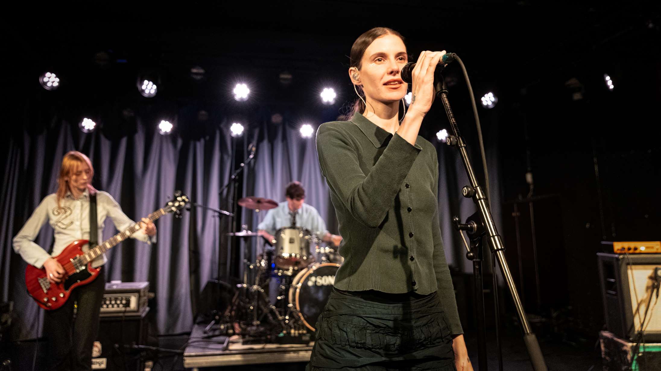 Bar Italia er et af årets mest lovende nye rocknavne – i Lille Vega var de nærmest fastfrosne