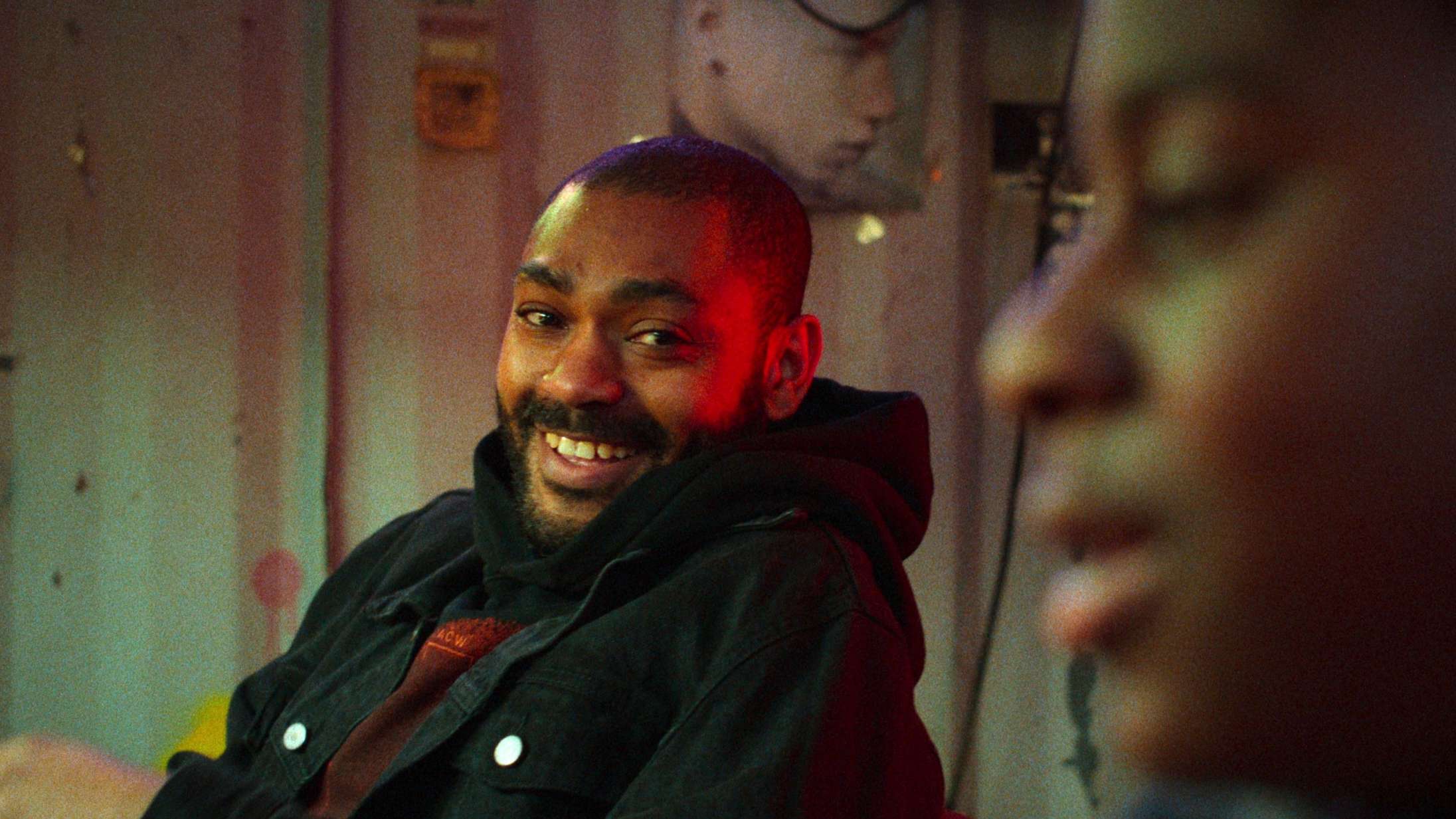 Daniel Kaluuya debuterer som instruktør med ‘Top Boy’-stjerne i front – se traileren til ‘The Kitchen’