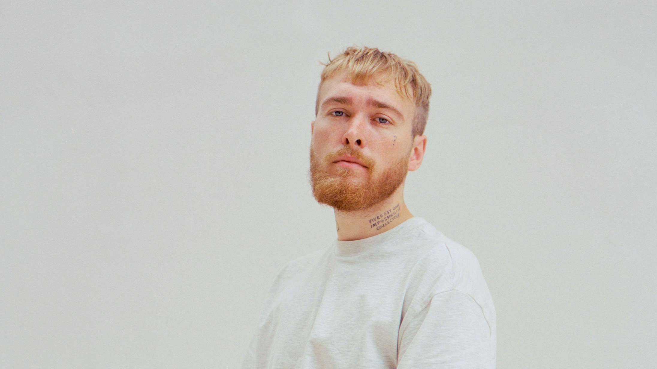 Kitschet Hilda Heick-feature er noget af det bedste på Marcus.wavs ‘En sød lille én’