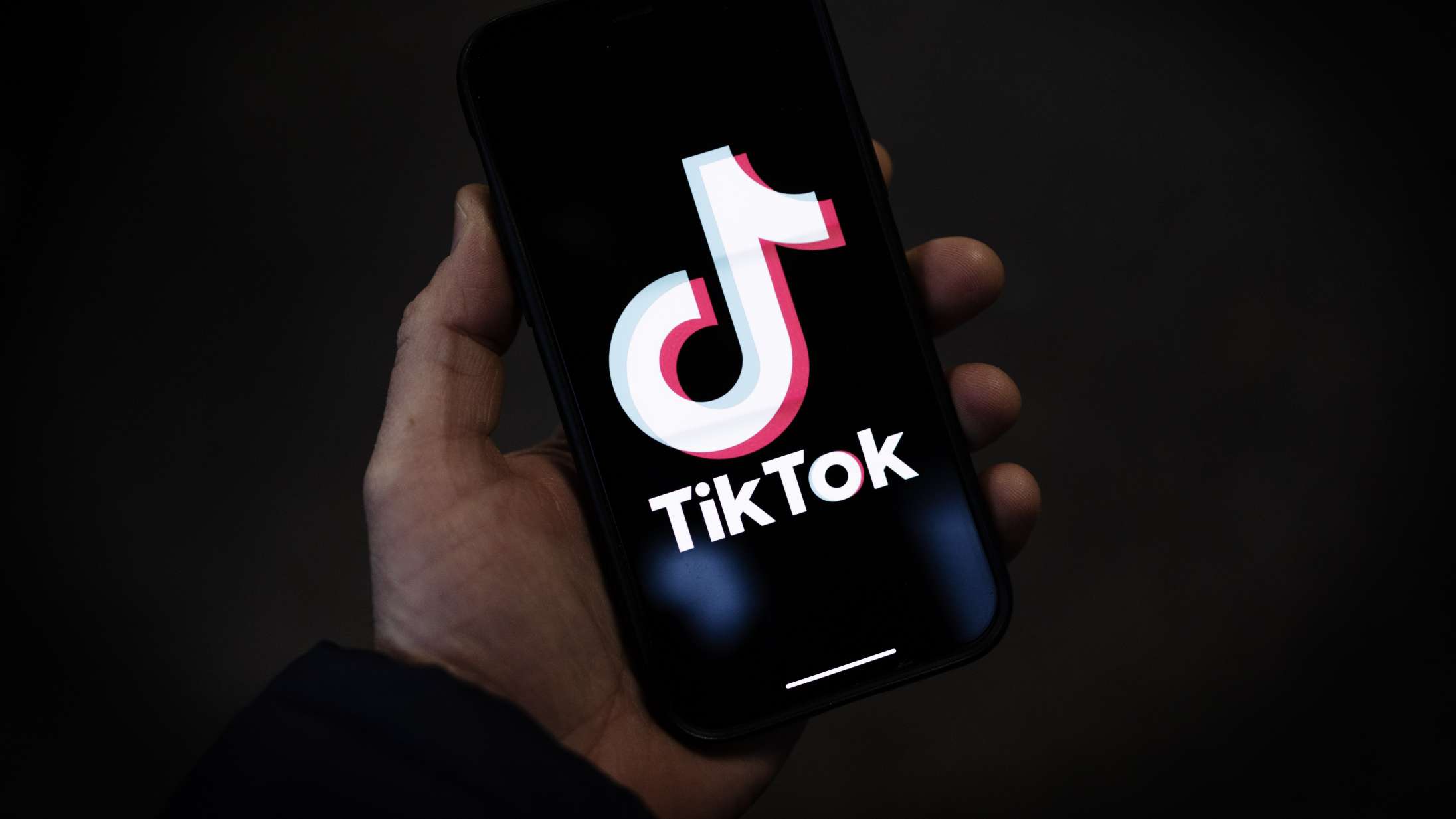 Verdens største musikselskab, Universal Music, kalder til kamp mod TikTok