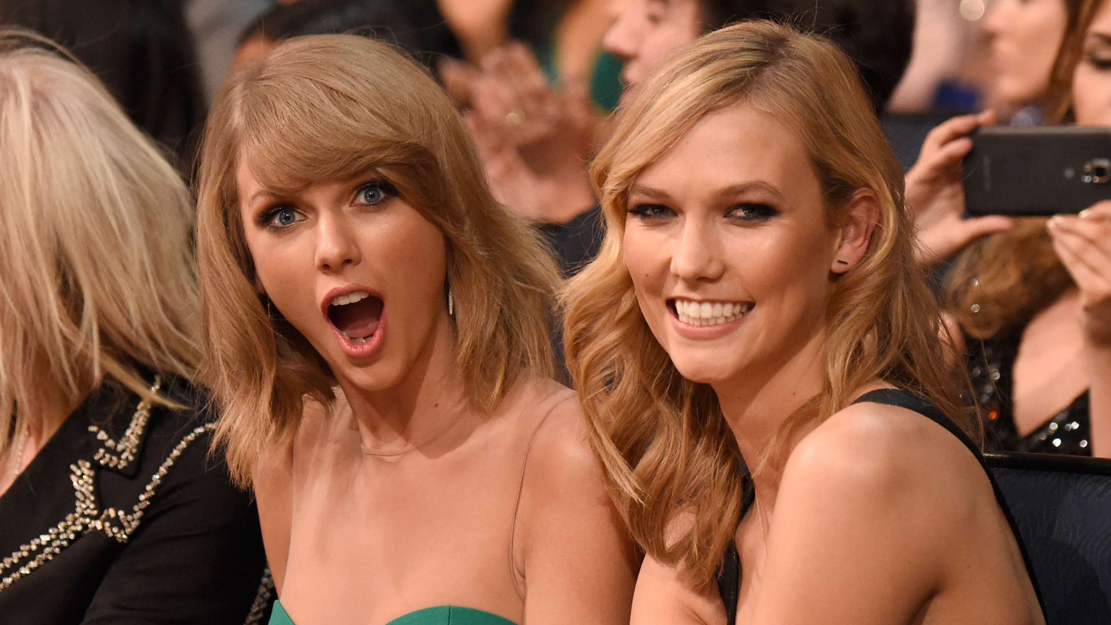 Hvorfor er så mange Taylor Swift-fans besatte af idéen om, at deres idol er lesbisk?