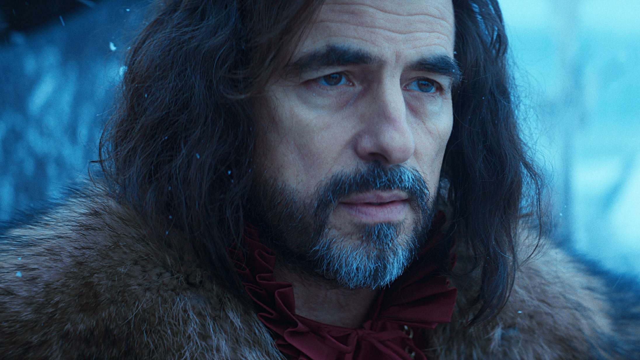 Claes Bang spiller over for ‘The White Lotus’-stjerne i actionfilmen ‘Painter’