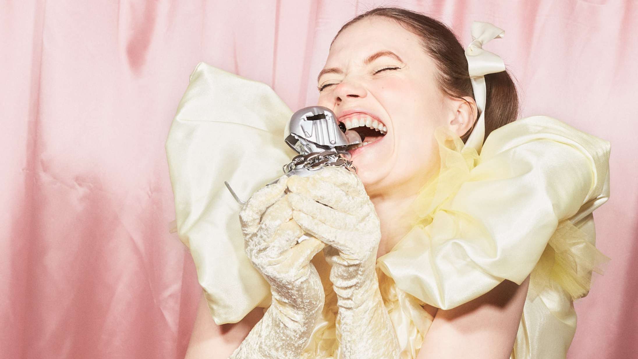 ‘It’s So Cute I’m Gonna Die’ er et forførende voldsorgie af nuttethed