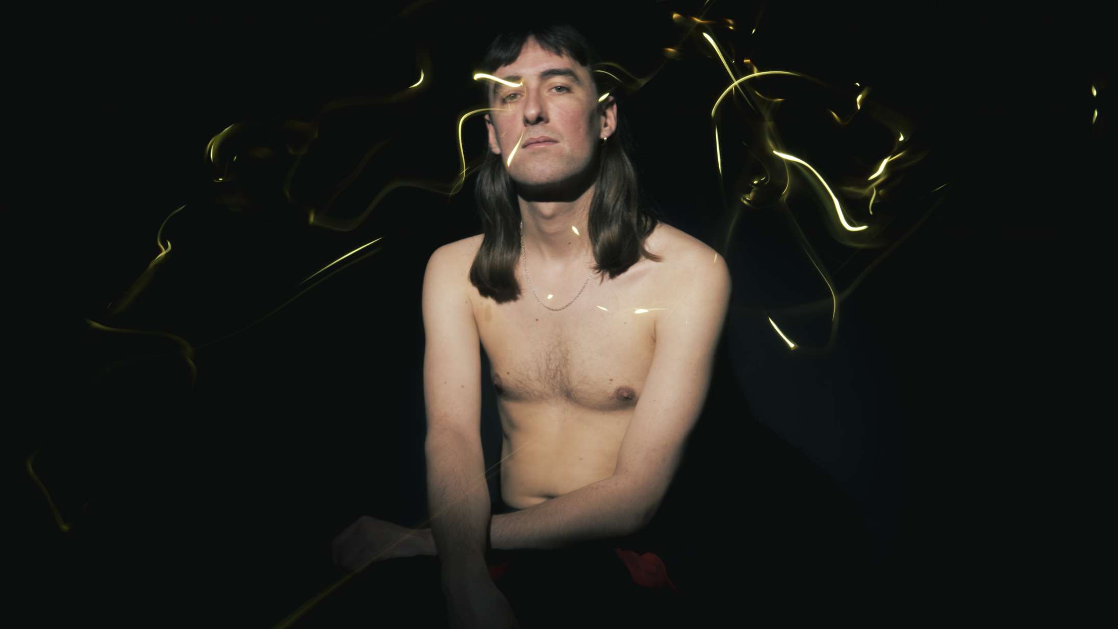 Premiere: Blikfang er blevet et soloprojekt – hør den poppede single ‘Carpe Diem’