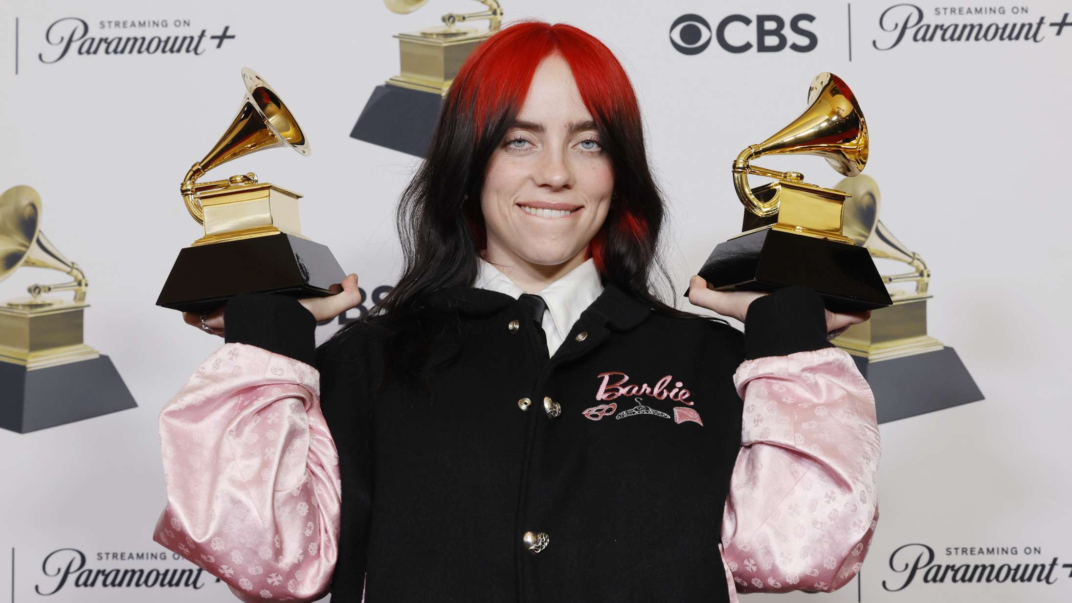 Billie Eilish var stylet som en vintage-Barbie, da hun optrådte til Grammy Awards