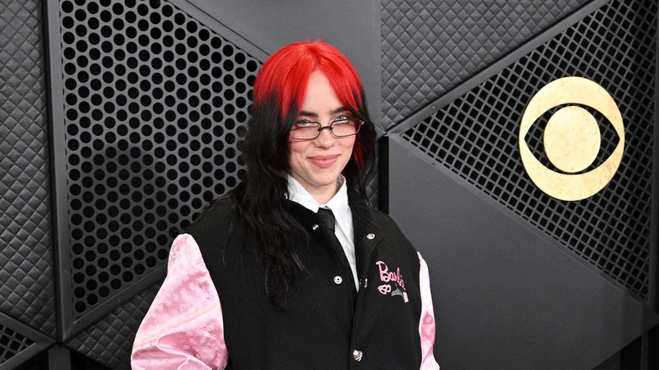 Billie Eilish, Nicki Minaj og 200 andre musikere advarer mod at bruge AI i musikbranchen