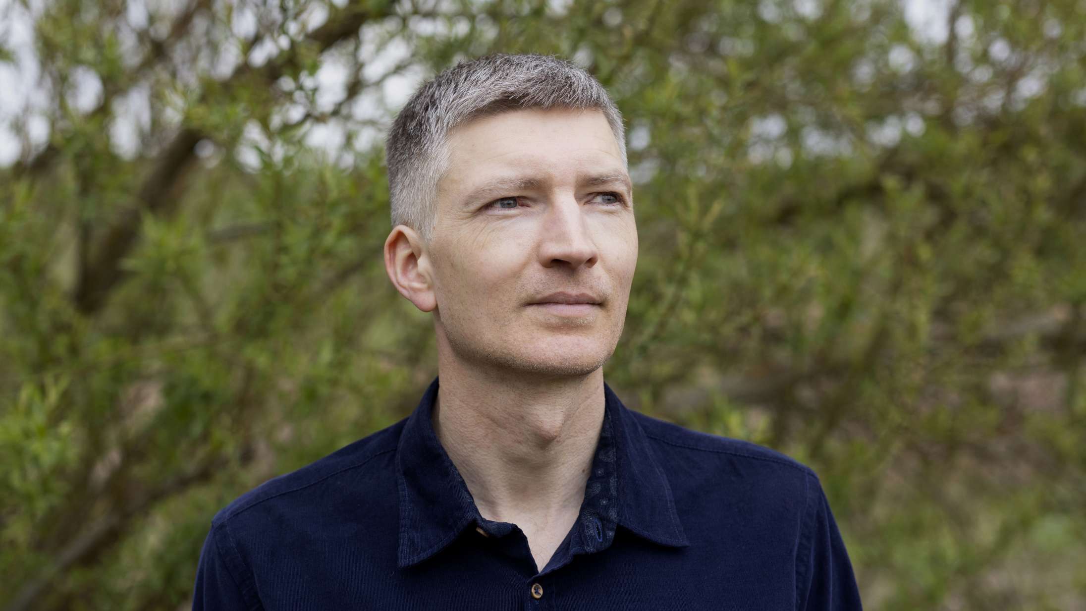 Kim Blæsbjergs ‘De bedste familier’ modtager De Gyldne Laurbær