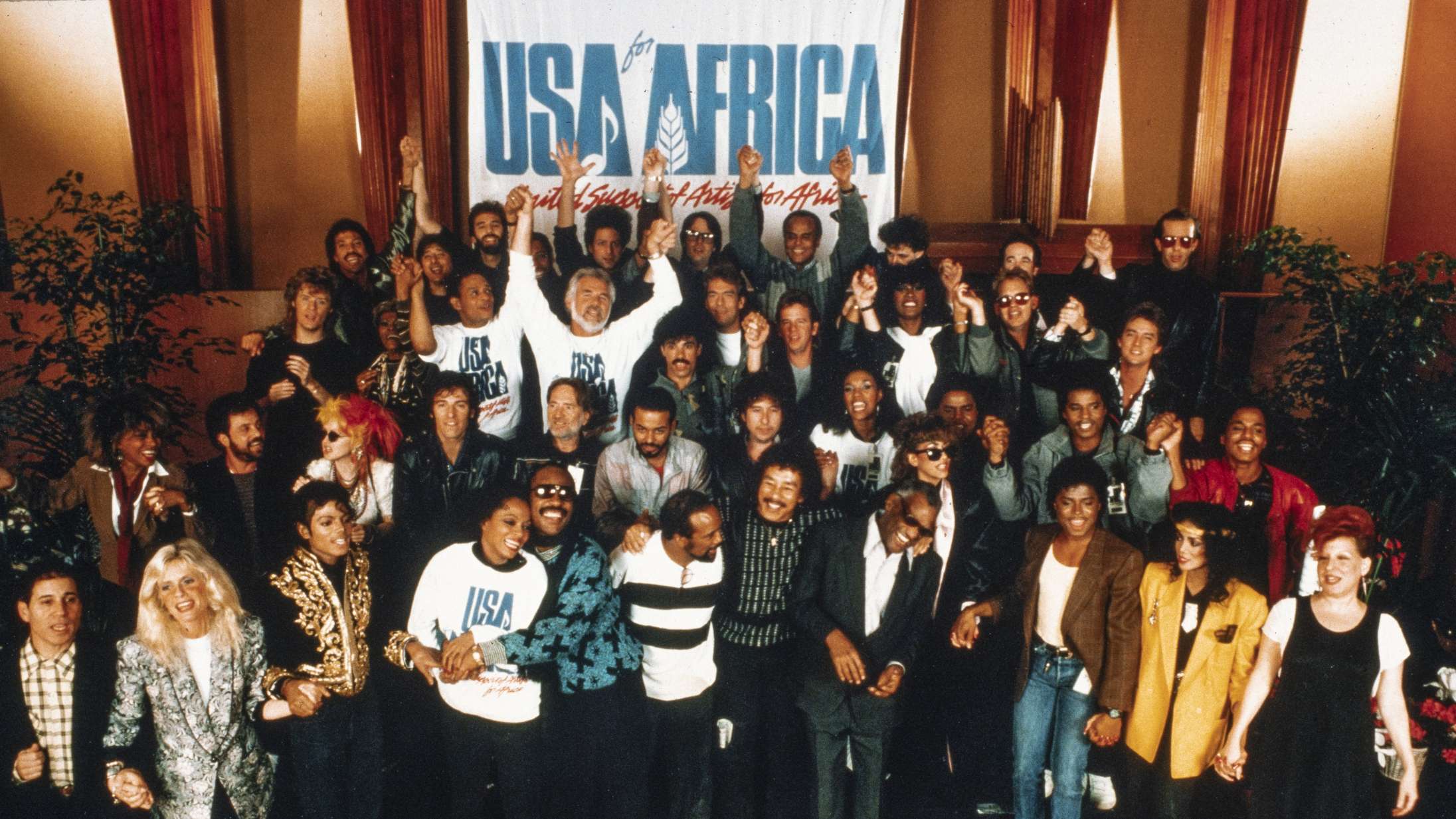 ’The Greatest Night in Pop’: Netflix’ musikdokumentar er ukritisk, men spændende som en thriller