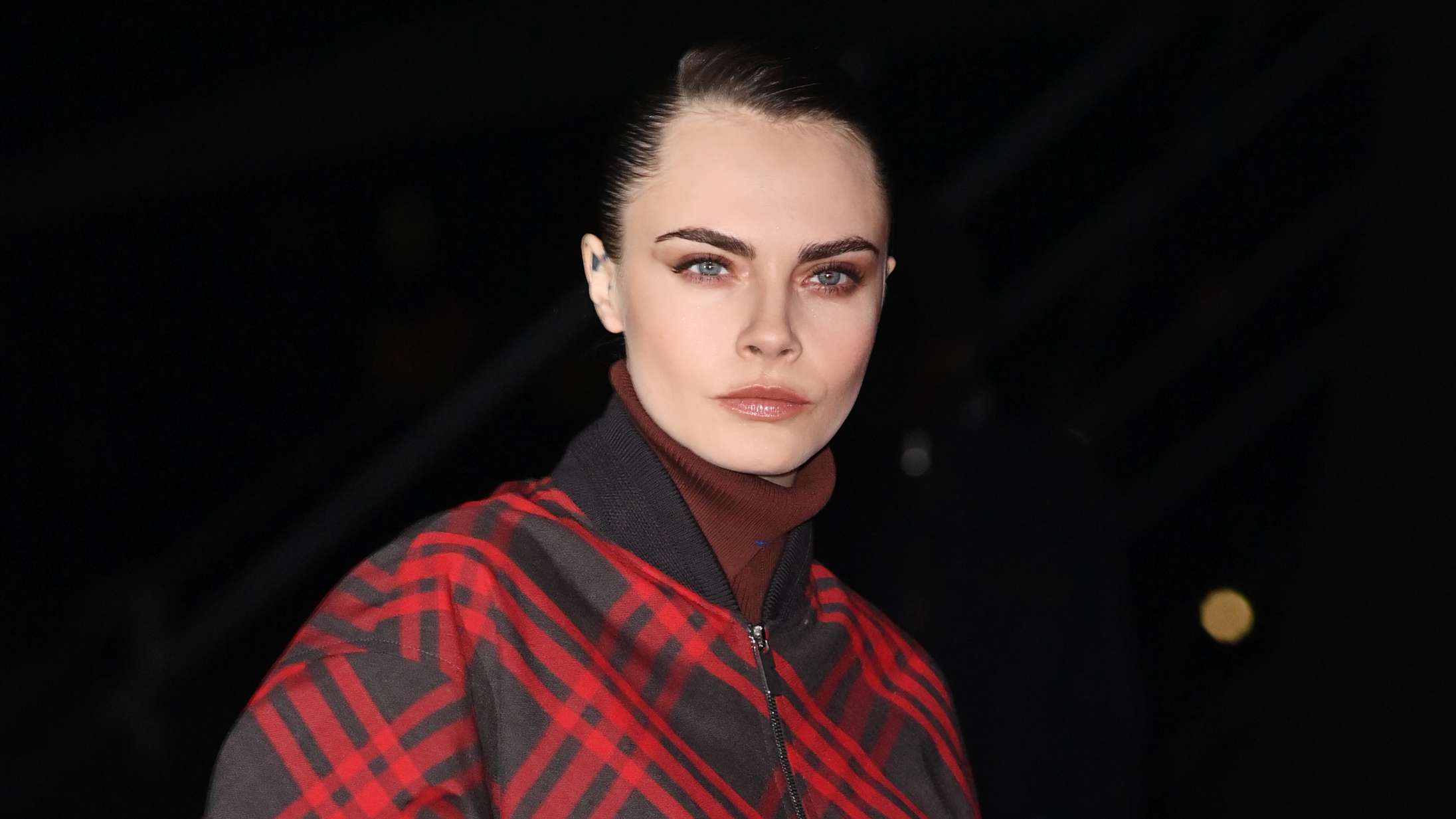 Cara Delevingnes hjem er brændt ned, og hun er sønderknust