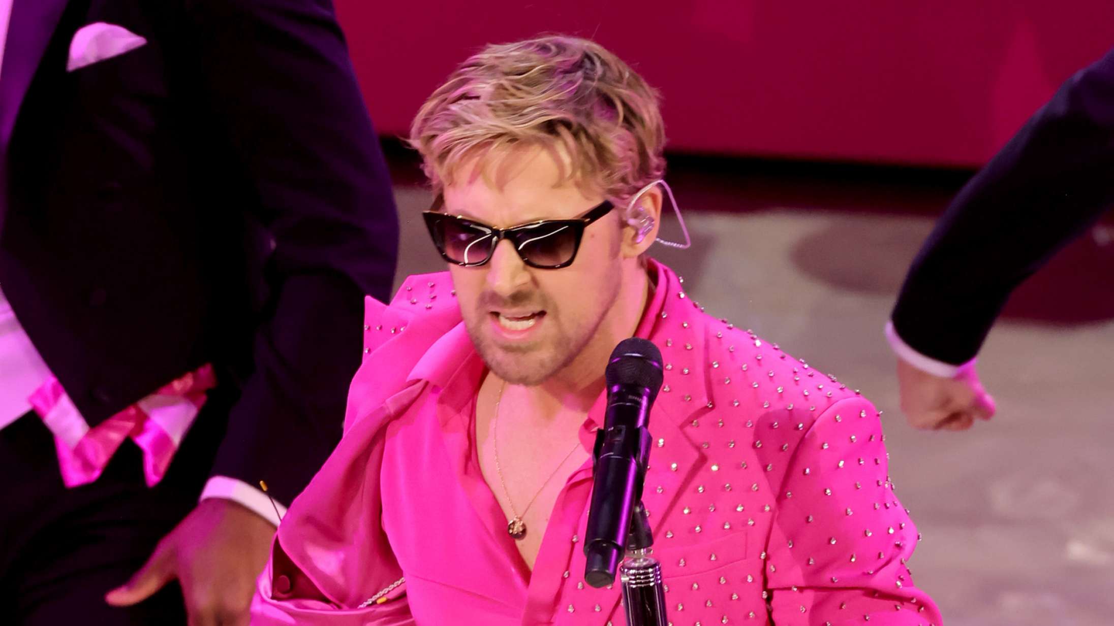 Ryan Goslings ‘I’m Just Ken’-performance var Oscar-showets højdepunkt – se videoen