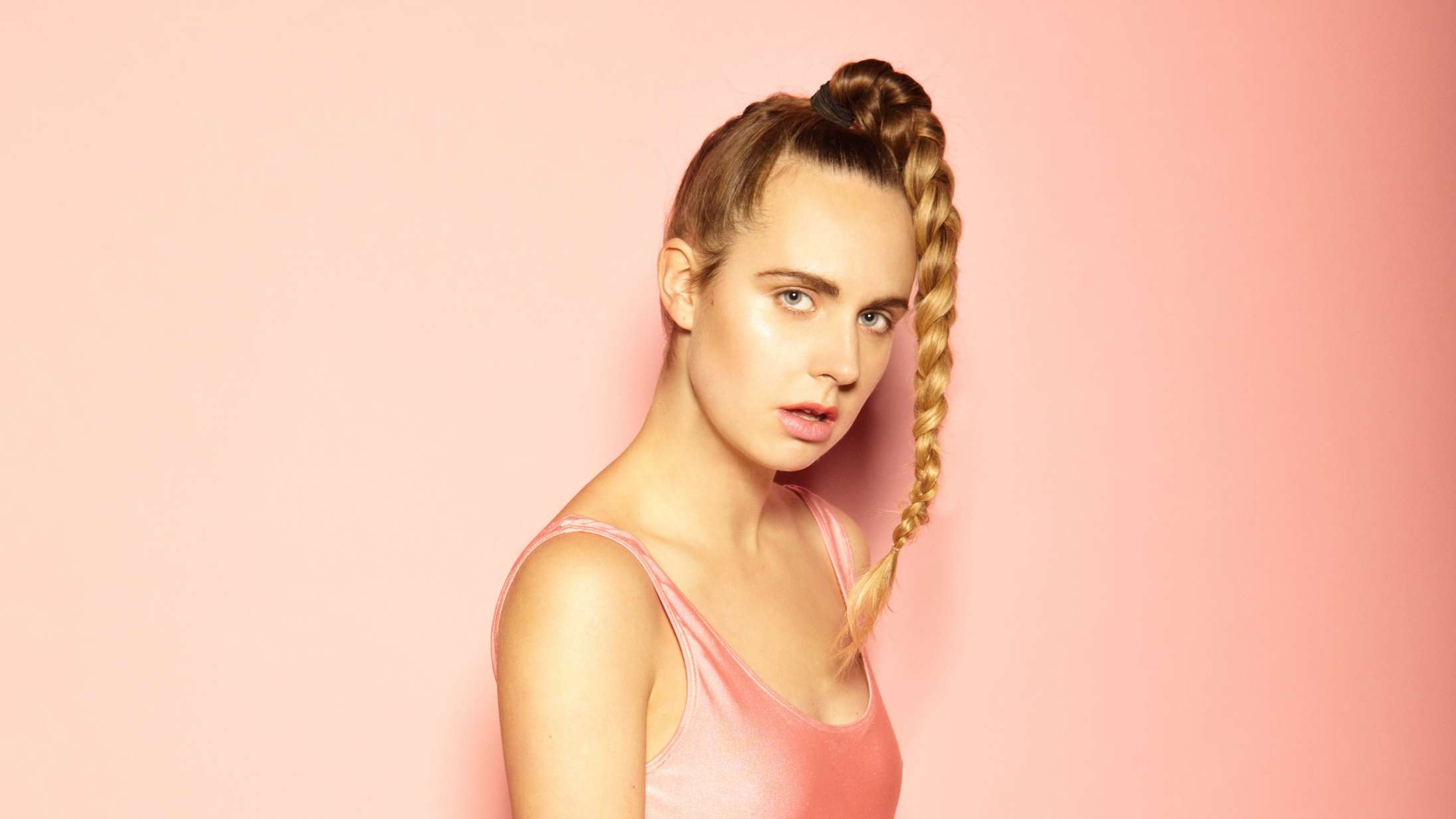 ‘No Mythologies to Follow’: For 10 år siden tog Mø den danske popmusik med ind i fremtiden