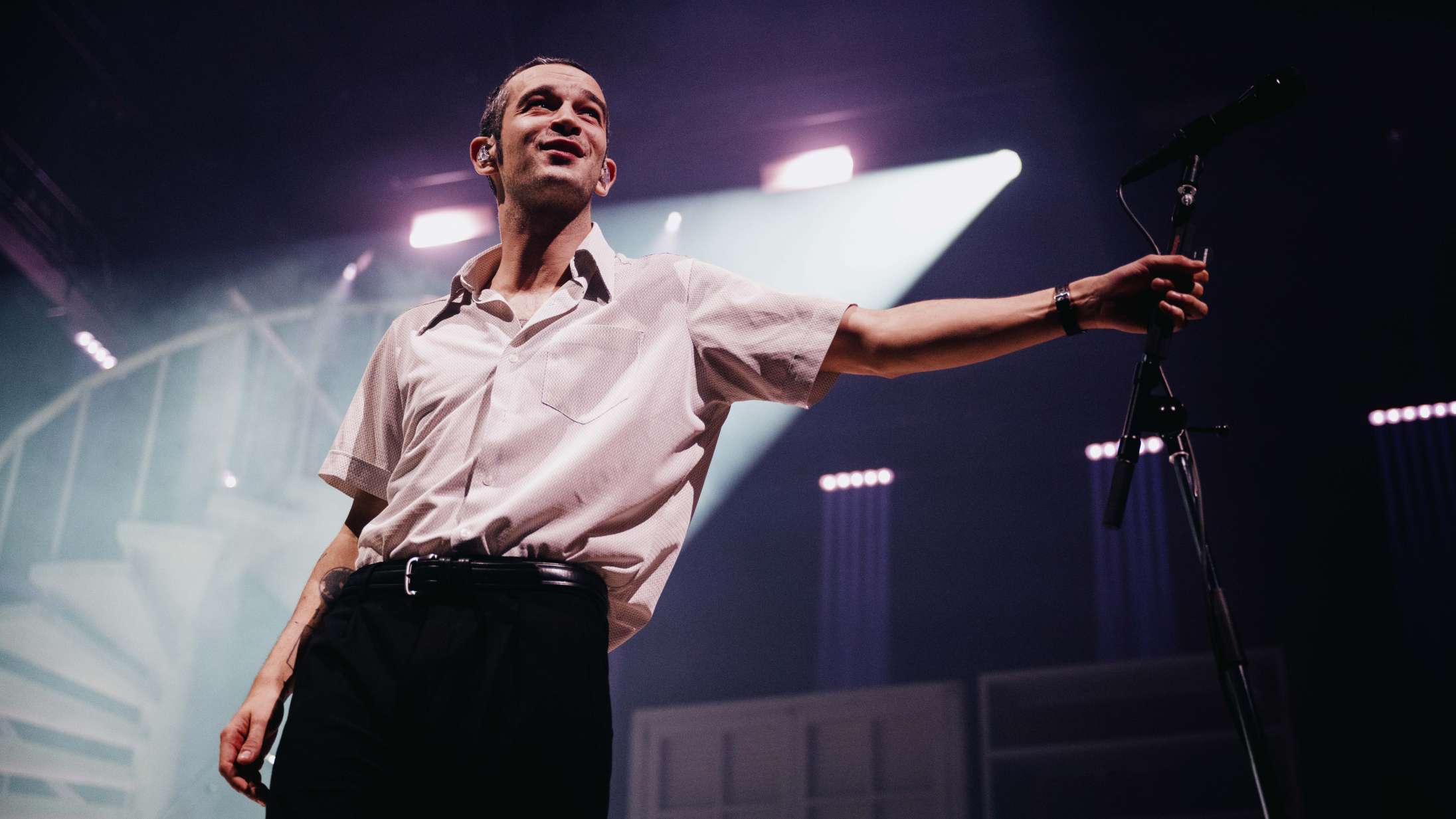 The 1975 skal alligevel ikke betale 17 millioner kroner efter kontroversielt kys i Malaysia