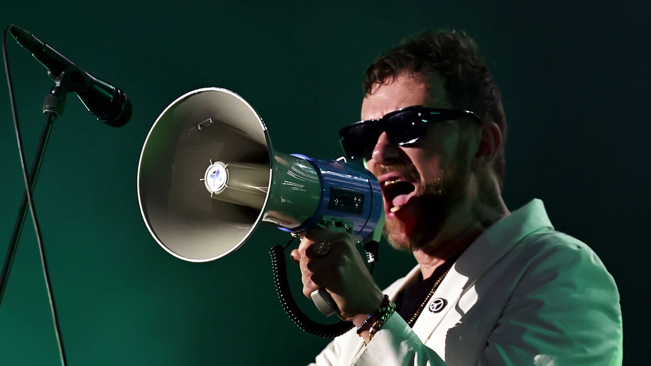 Damon Albarn, Kate Bush og 1.000 andre musikere protesterer mod AI-lovgivning med stumt album