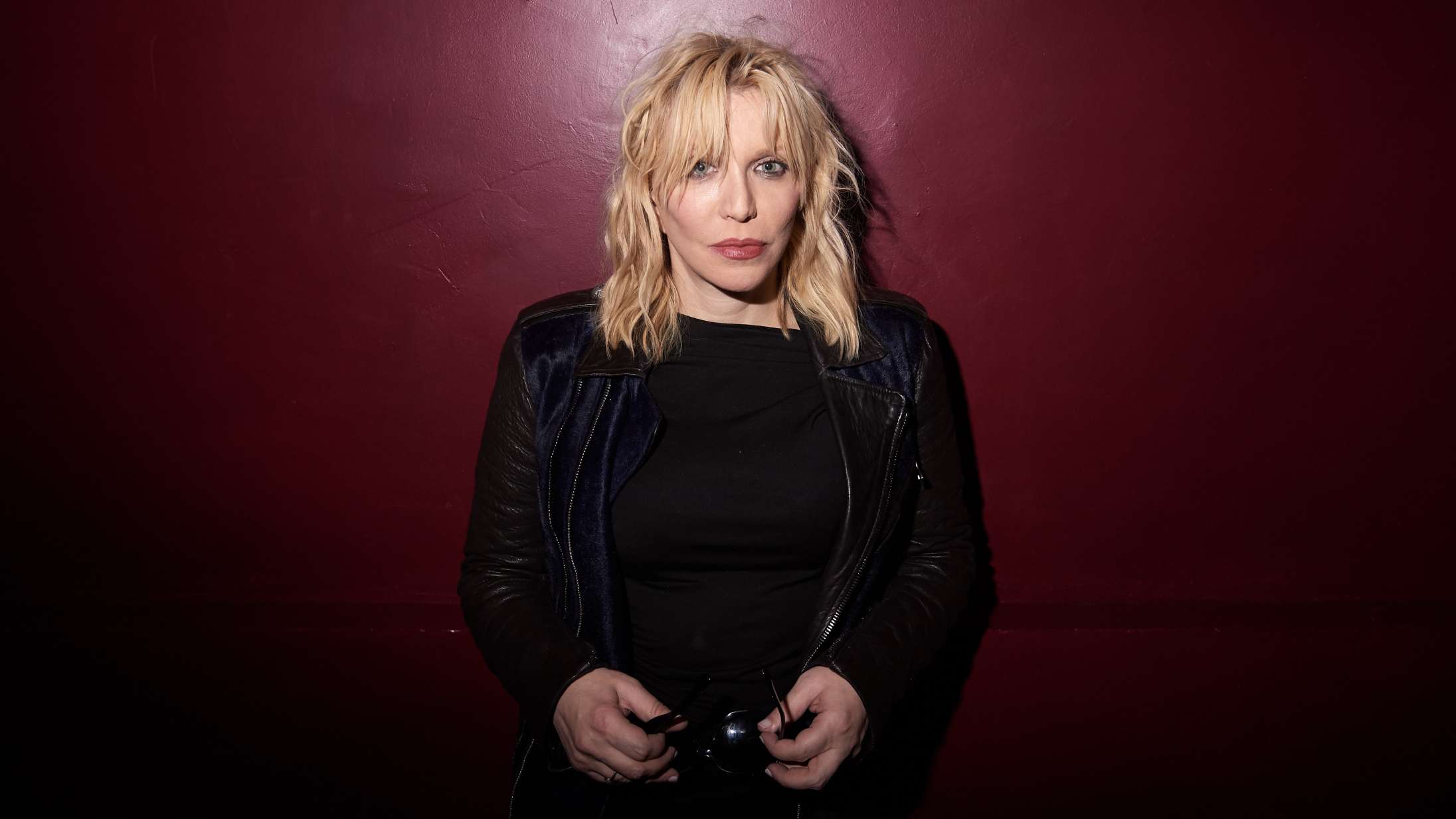 Courtney Love fortæller, at hun var »døden nær« i 2019