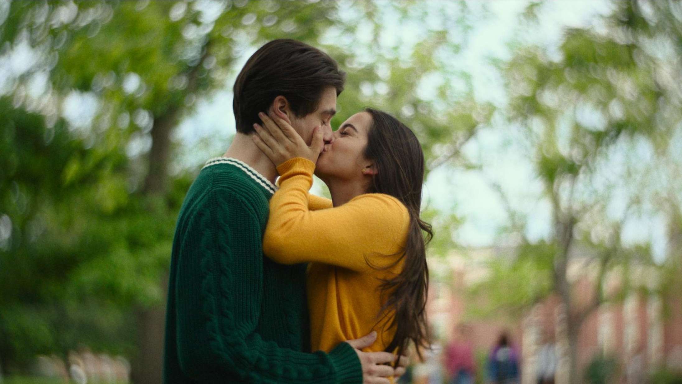 ‘Turtles All the Way Down’: John Green-filmatisering med komplekst ungdomsportræt tynges af … John Green