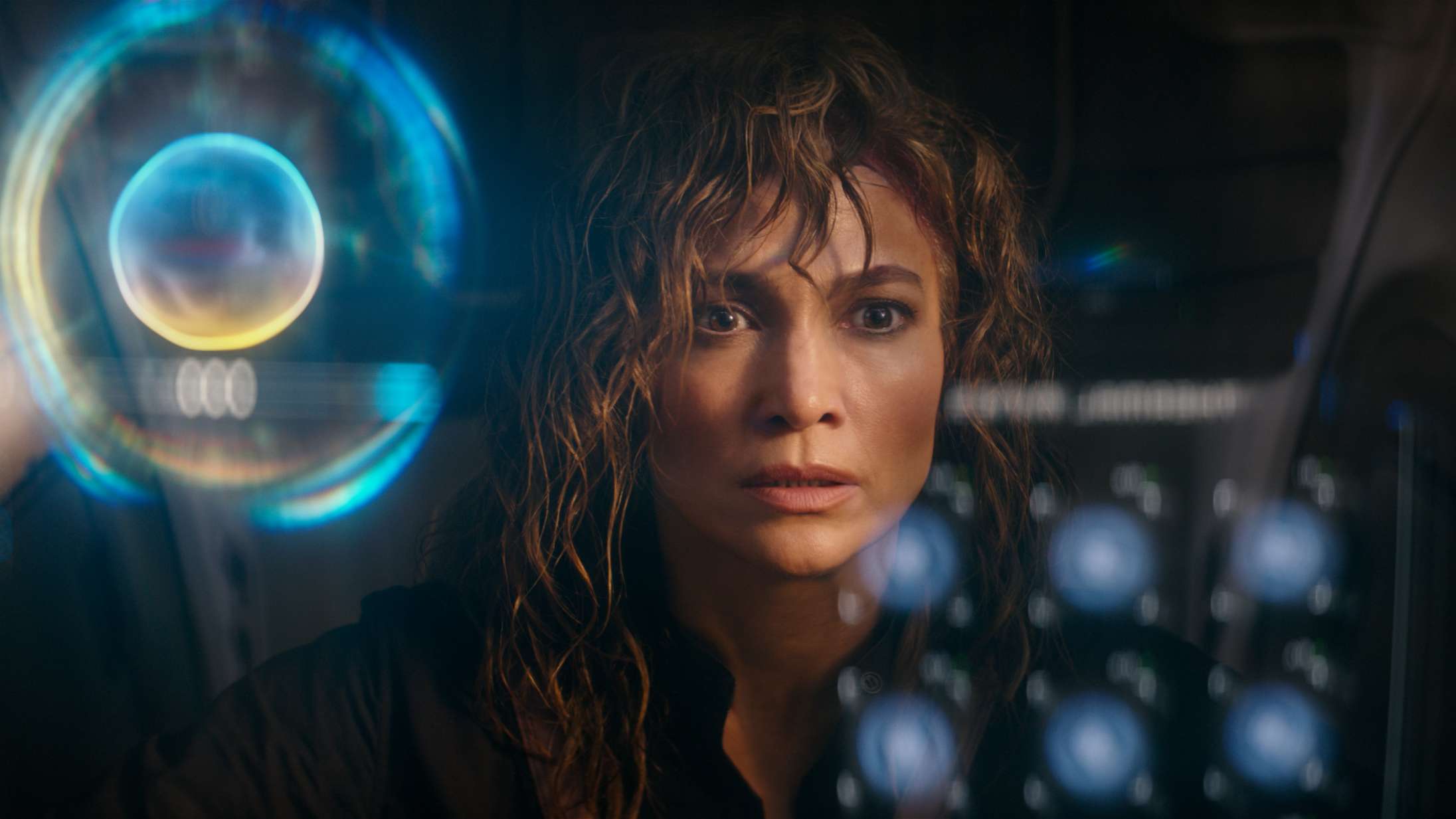 ’Atlas’: Netflix’ sci-fi-film med Jennifer Lopez virker håbløst bedaget