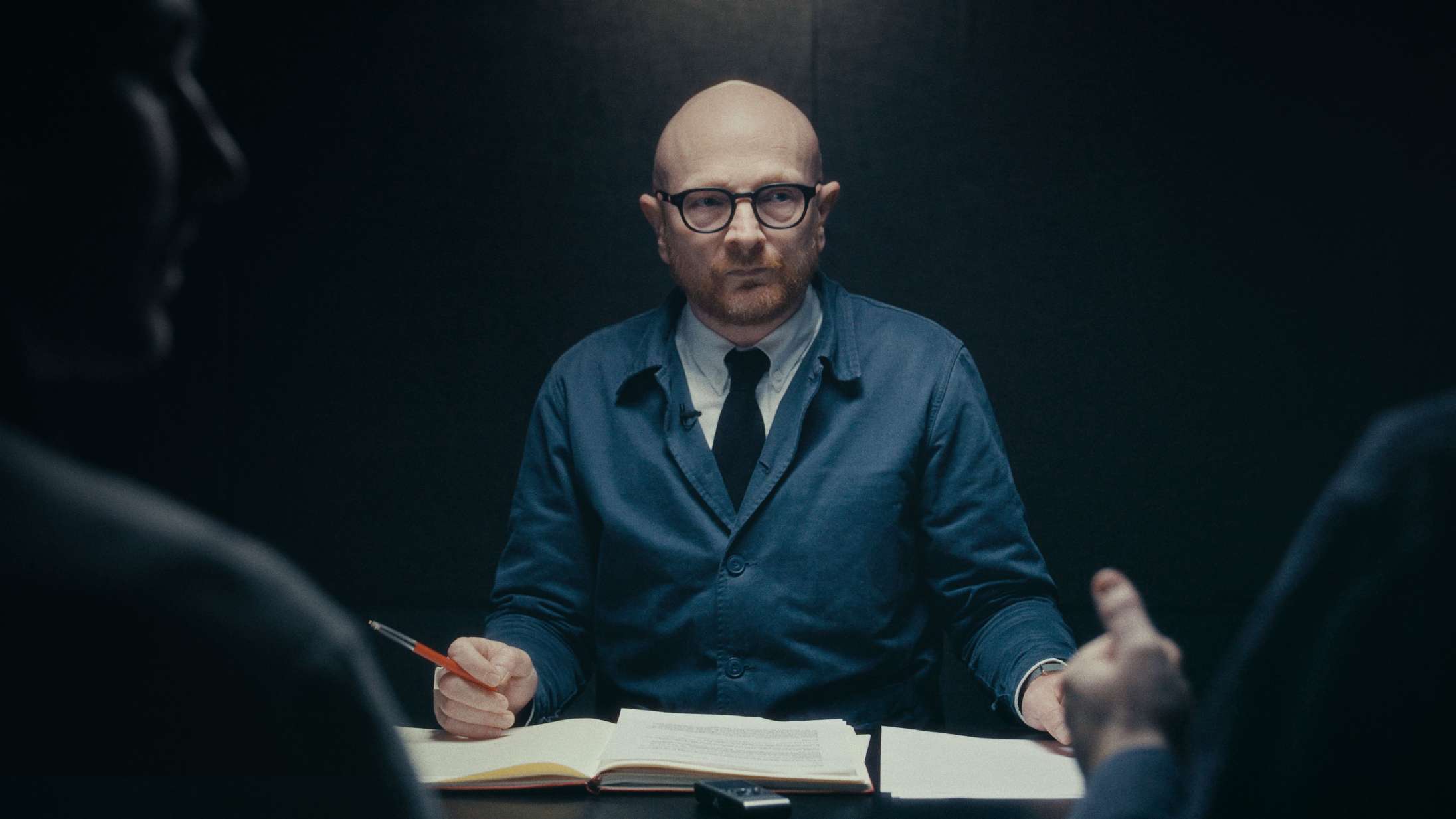 Det er Mads Brüggers verden – problemet er, at det også er vores