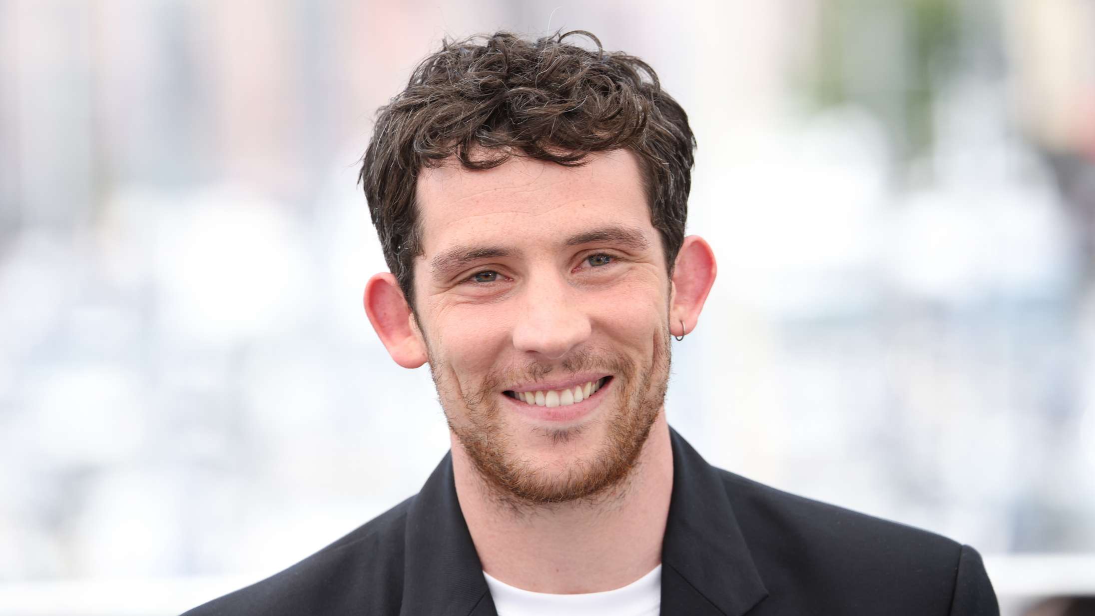 Josh O’Connor er blandt favoritterne til de sidste James Bond-auditions