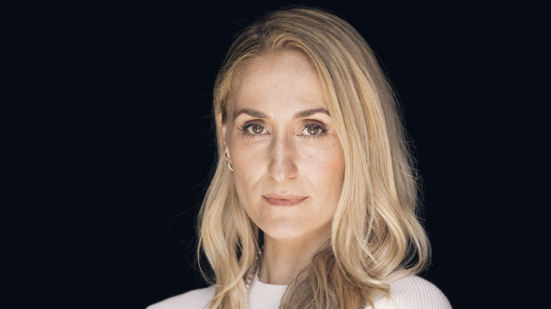 Marijana Jankovic spillefilmdebuterer som instruktør med ‘Hjem’ – se det stjernespækkede cast