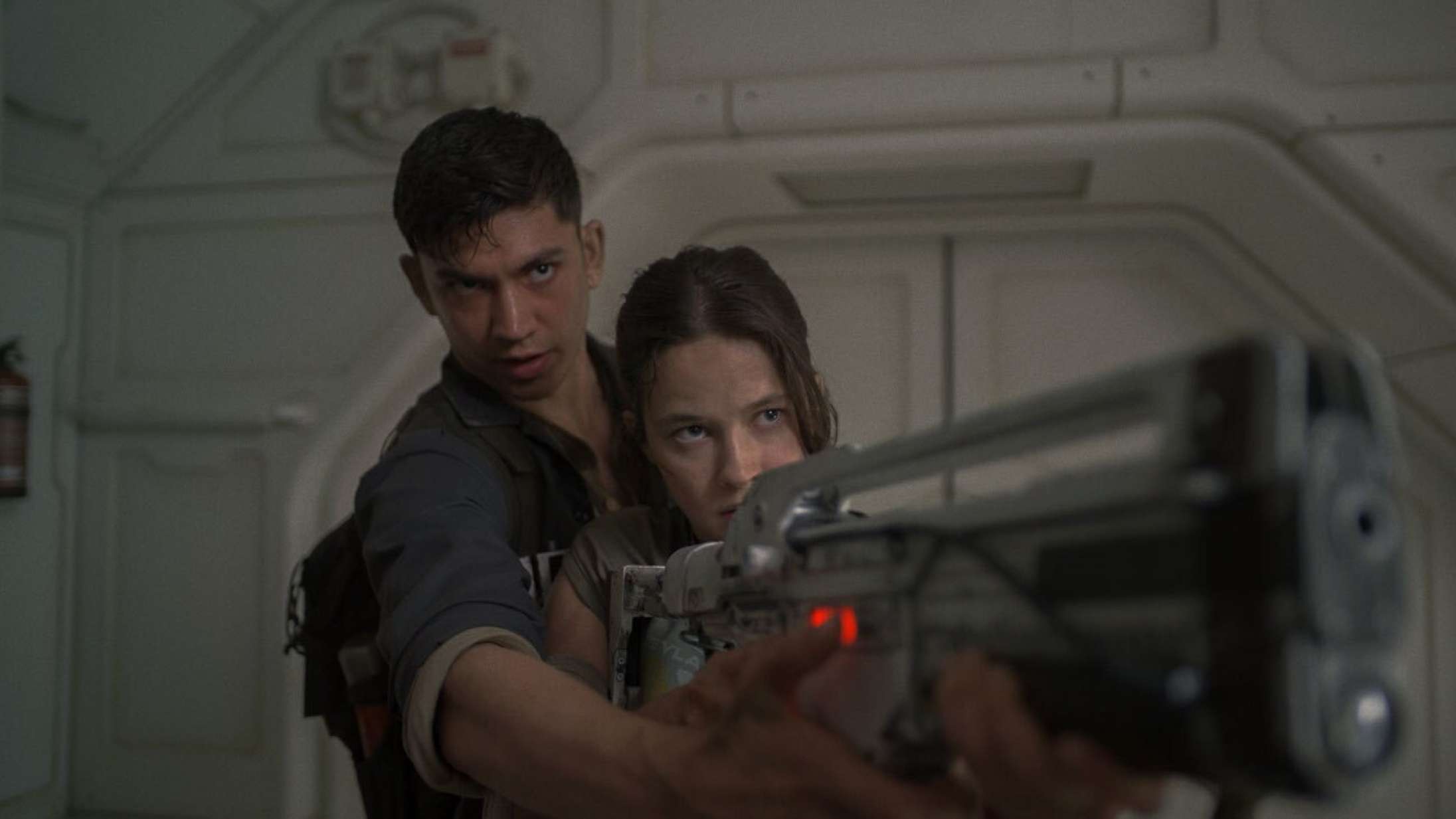 Slimede aliens terroriserer rumrejsende i ny trailer til ‘Alien: Romulus’