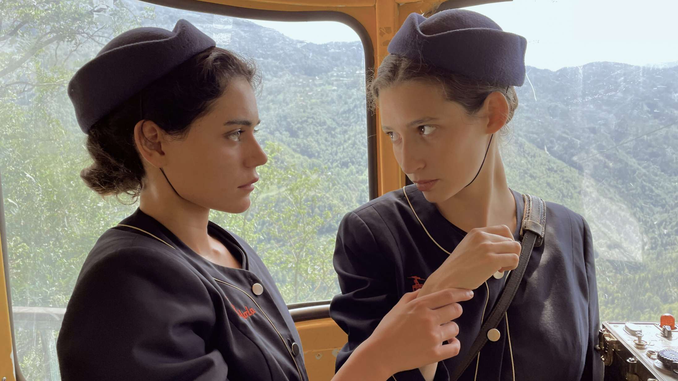 ‘Gondola’: Smuk biografaktuel filmromance er som Wes Anderson uden ord