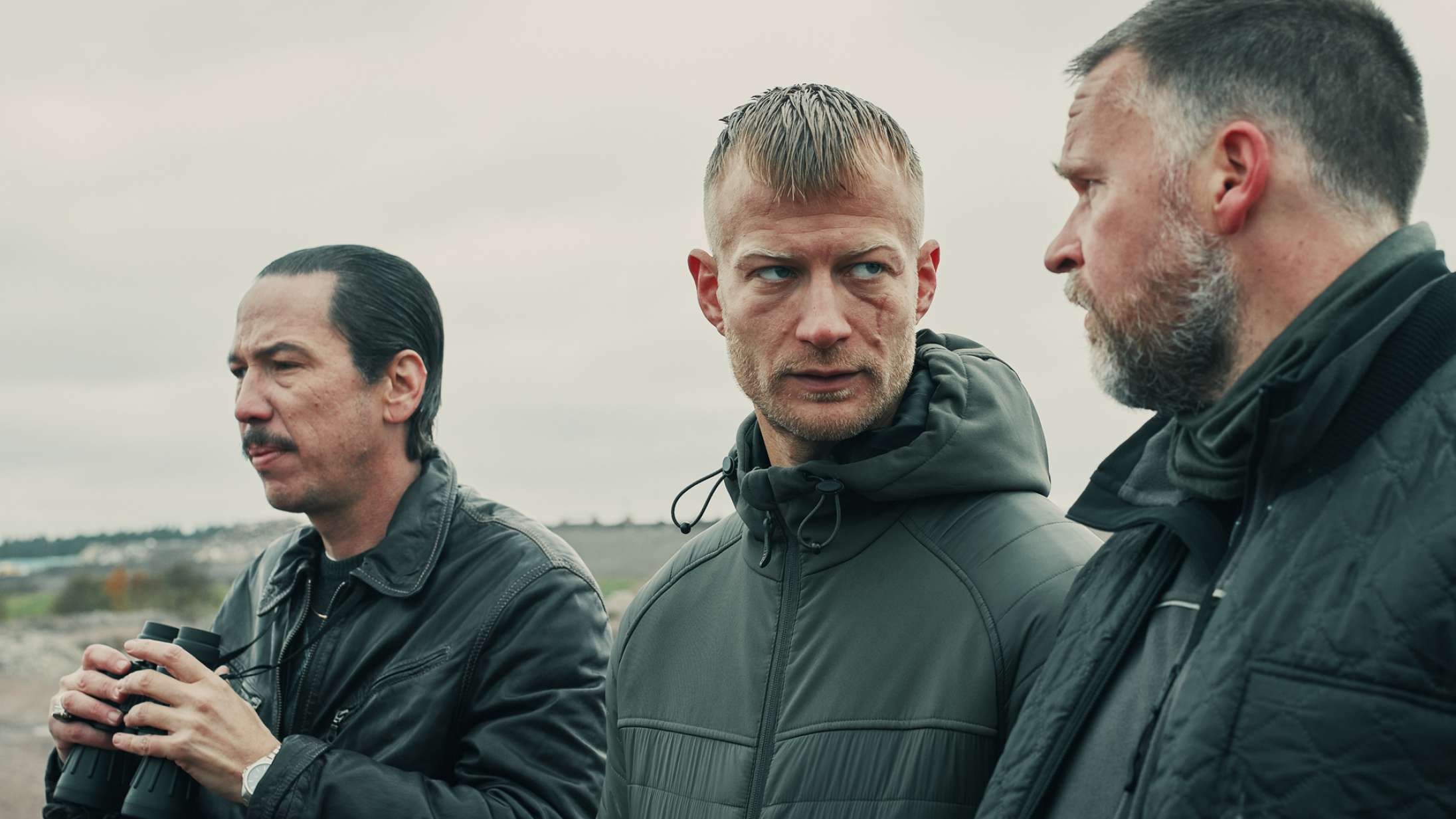 ‘Huset’-instruktør bag ny film om danmarkshistoriens største røveri – se første intense trailer til ‘De lydløse’