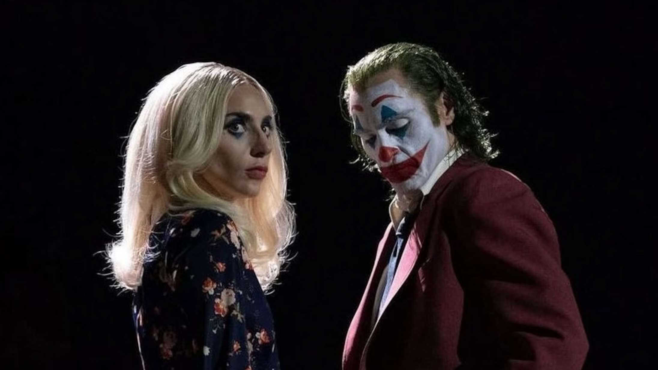 Joaquin Phoenix og Lady Gaga opildner til voldskaos i ny trailer til ‘Joker: Folie à Deux’