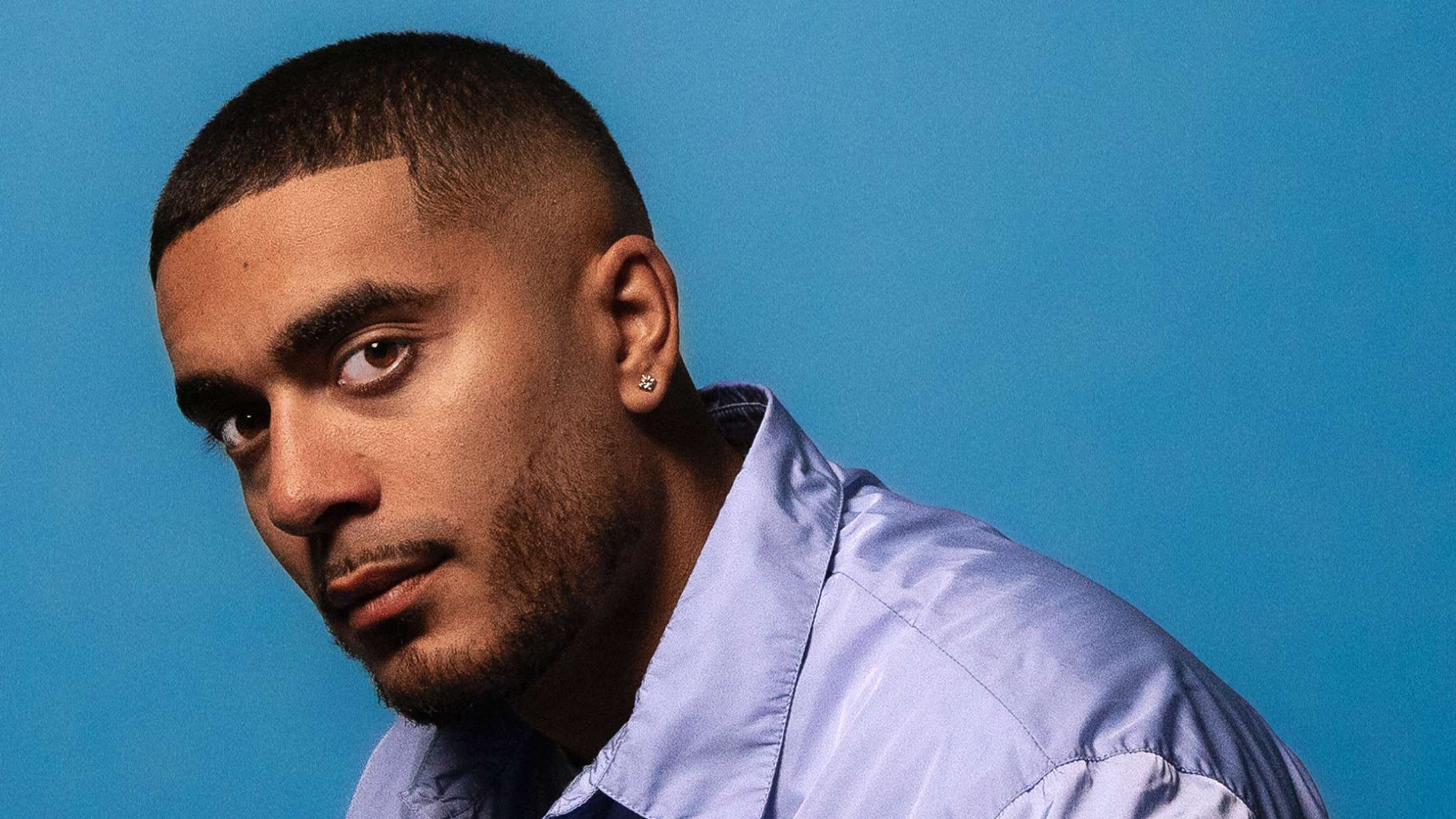 Kesi troller Billed-Bladet, efter at de kalder ham Thor Farlovs »ledsager«