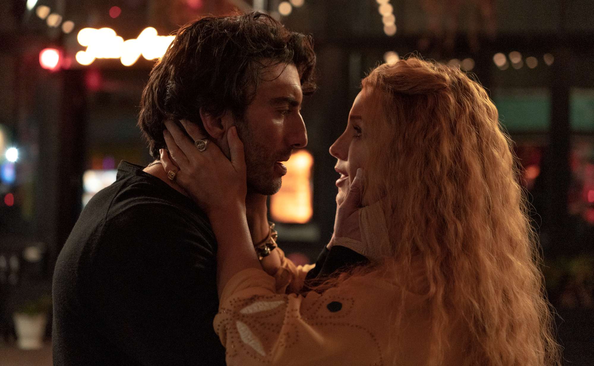 Flere kvinder fra ‘It Ends with Us’-castet »følte sig utilpas« og vil vidne mod Justin Baldoni, siger Blake Lively