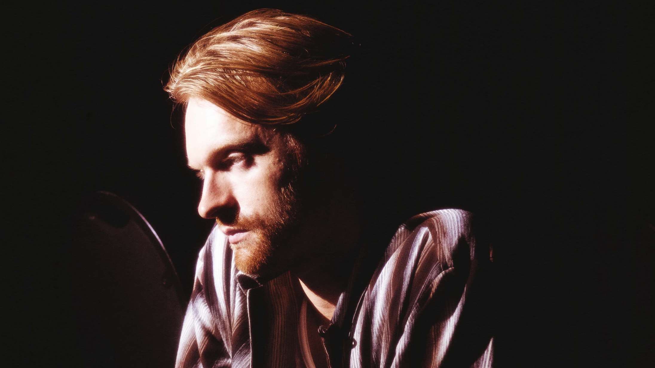 Finneas ramt af tåregas under protest mod immigrationspolitiet