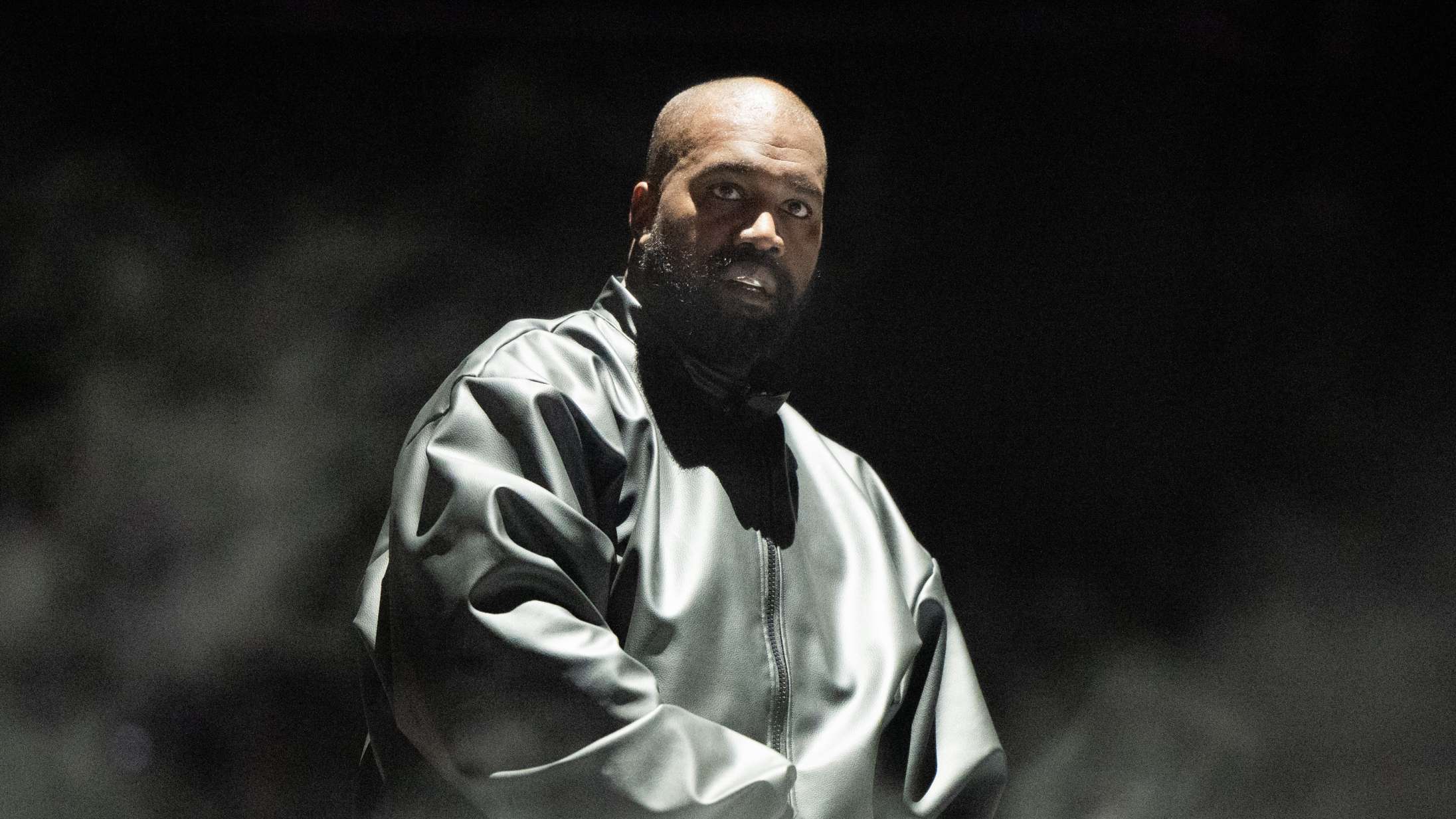 Kanye West annoncerer koncerter i Rusland trods boykot