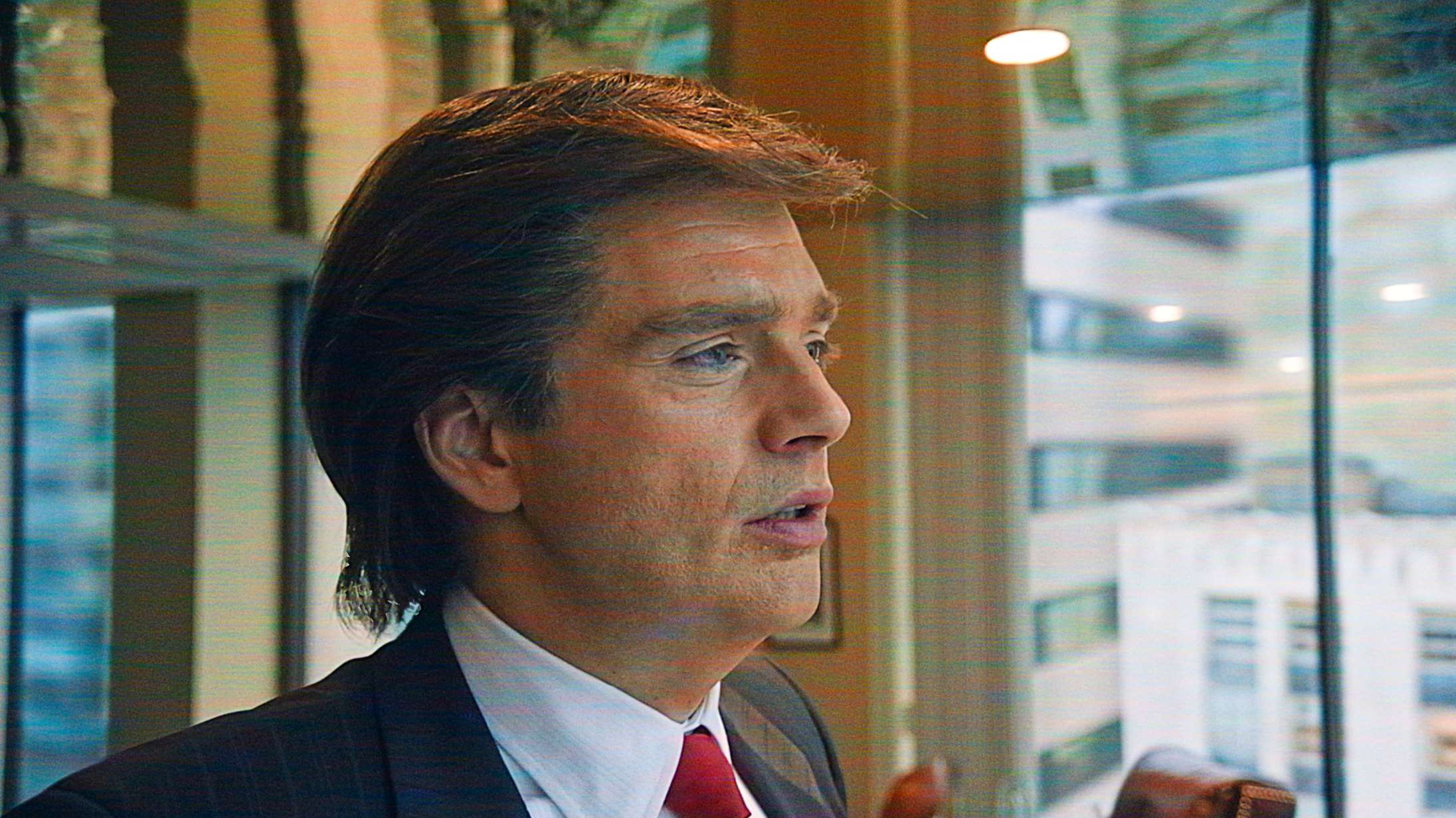 Donald Trump sviner film om ham selv til – dansk instruktør svarer igen