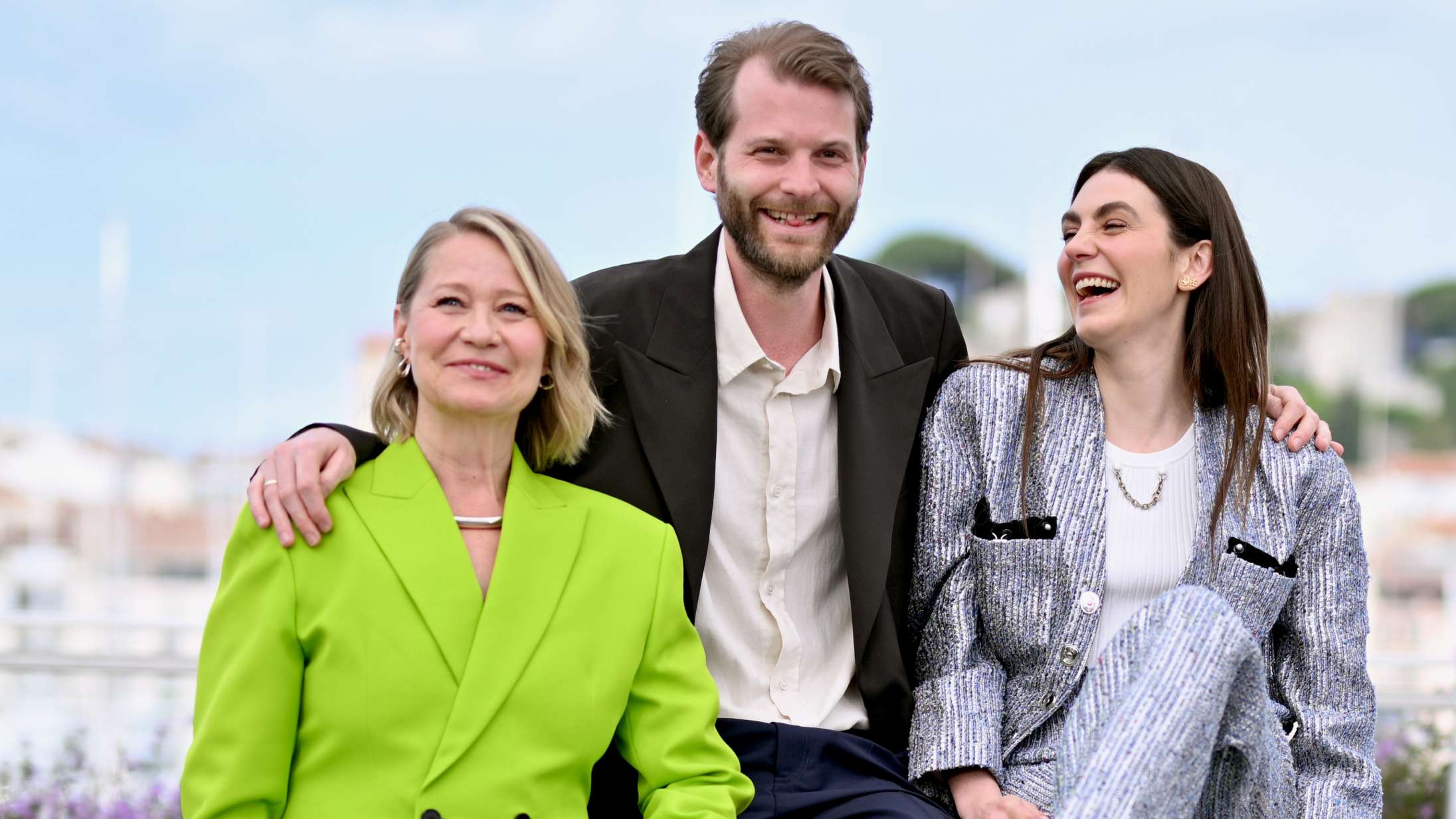 Se ‘Pigen med nålen’-stjernernes reaktion på Oscar-nominering