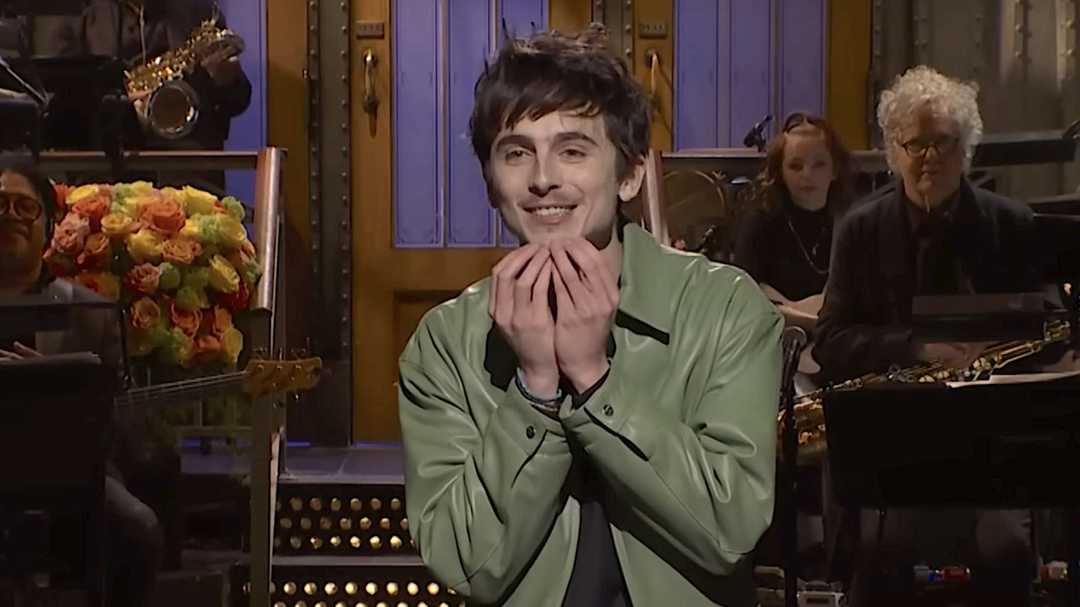 Timothée Chalamet gjorde tykt grin med både sit skæg og sin taberstime i ’Saturday Night Live’