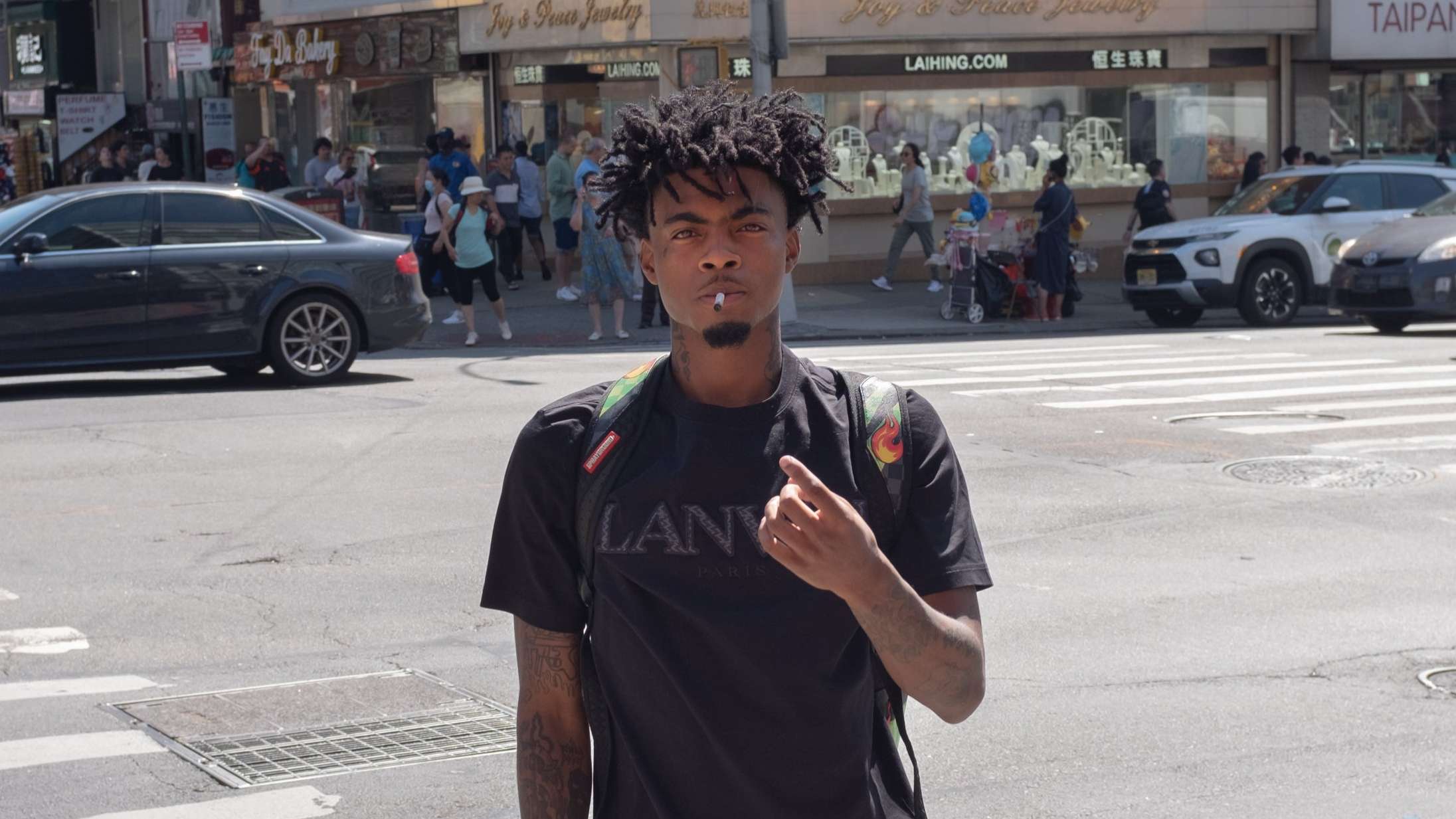 Lige nu er der ingen, der har det så sjovt med at rappe som Lazer Dim 700