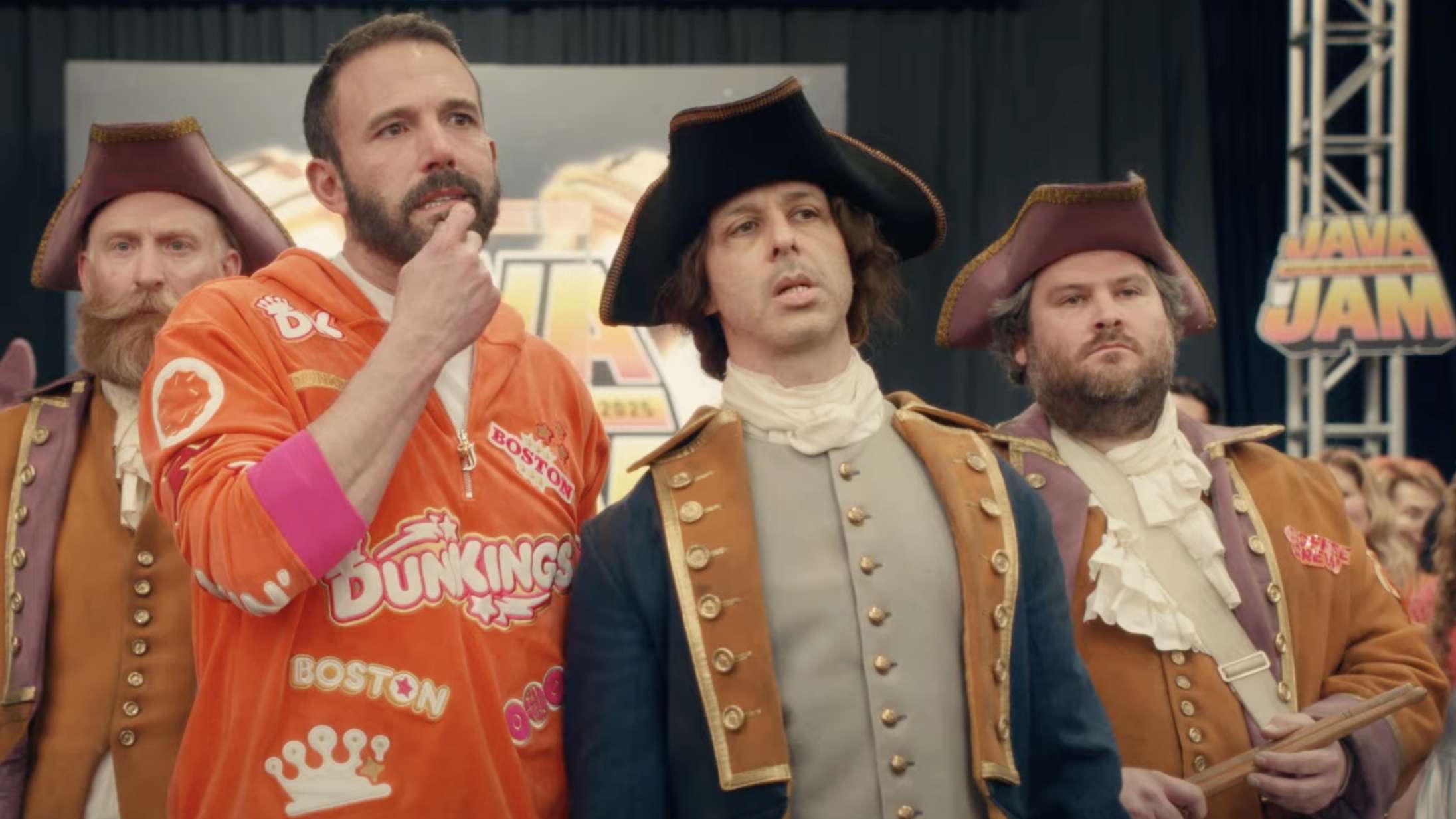 Jeremy Strong gik (selvfølgelig) helt amok med forberedelse til selvironisk donut-reklame