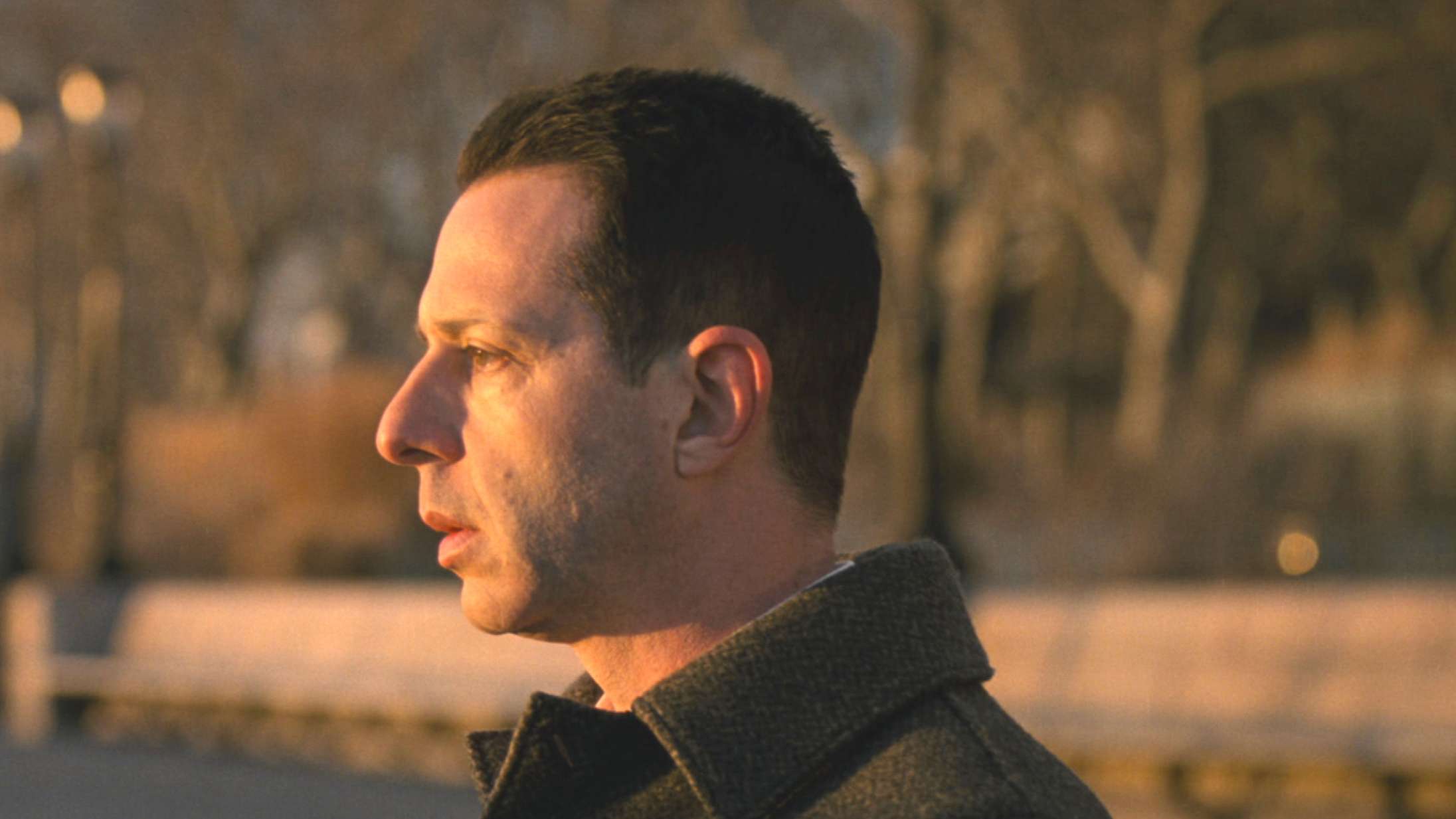 Jeremy Strong i front for ‘The Crown’-skabers næste Netflix-serie