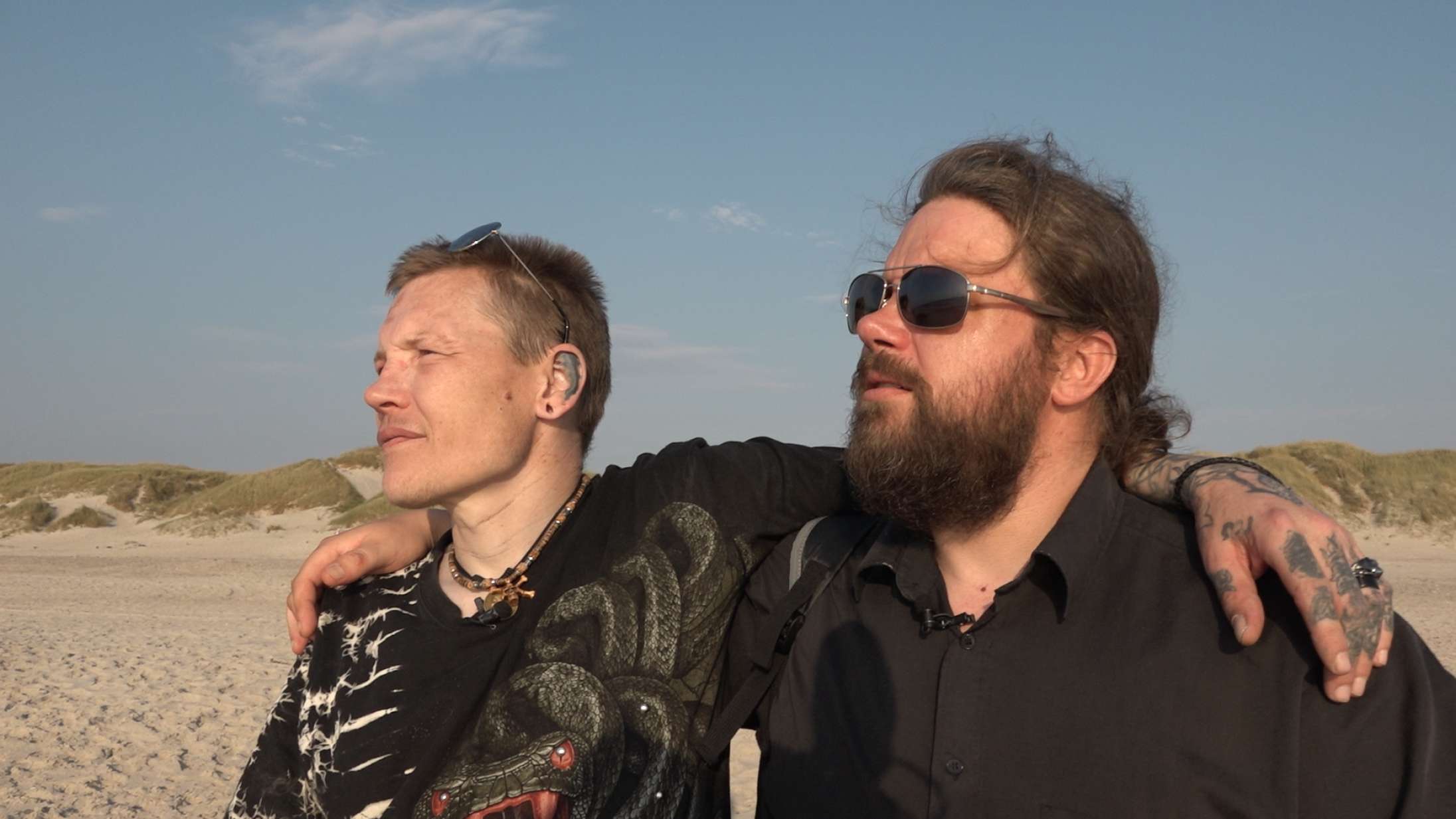 ’Faderen, sønnerne og helligånden’: To af Danmarks mest uforglemmelige filmkarakterer er tilbage i opfølger til Jyllands ’Succession’