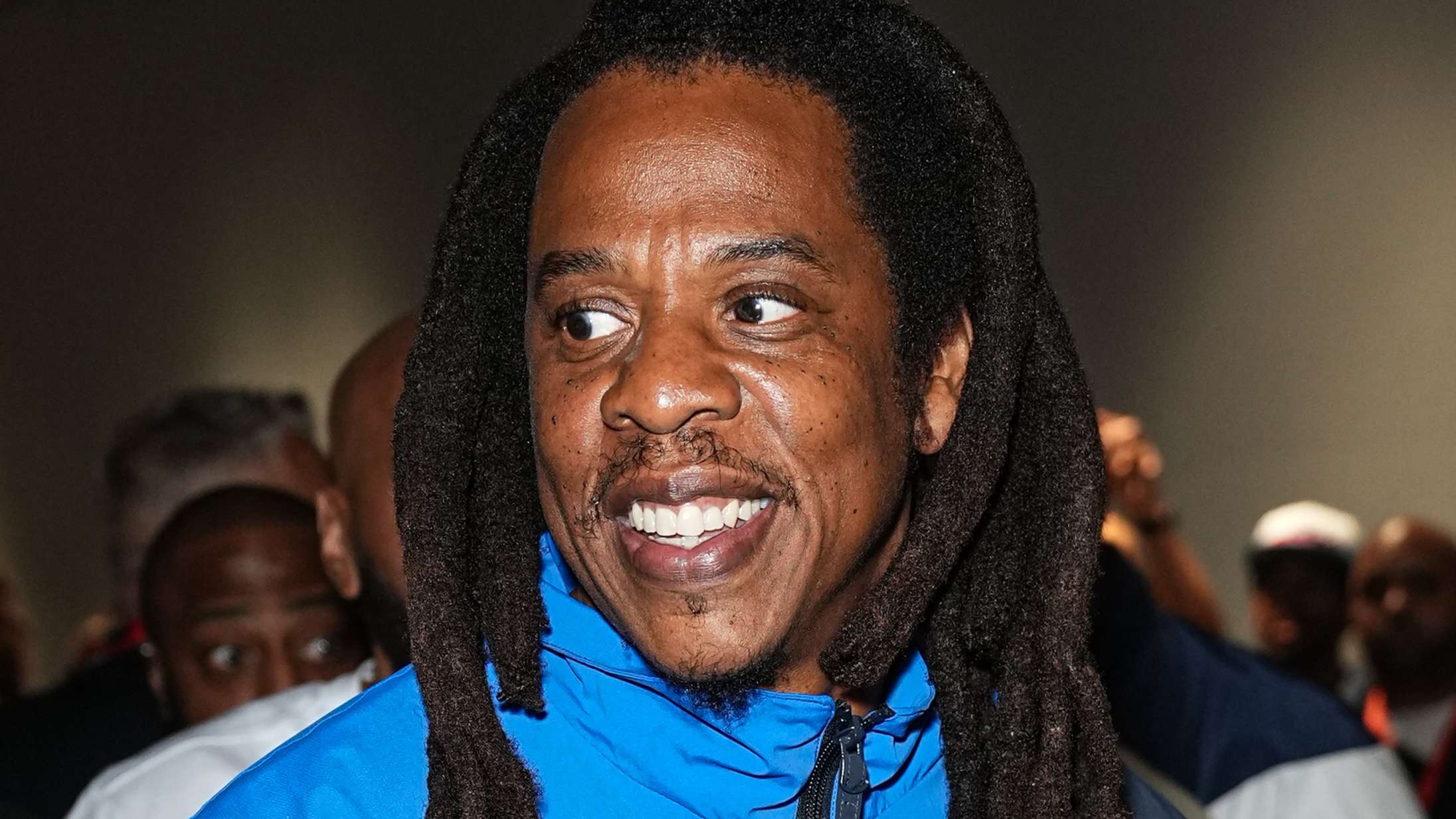 Anonym kvinde trækker sine voldtægtsanklager mod Jay-Z tilbage