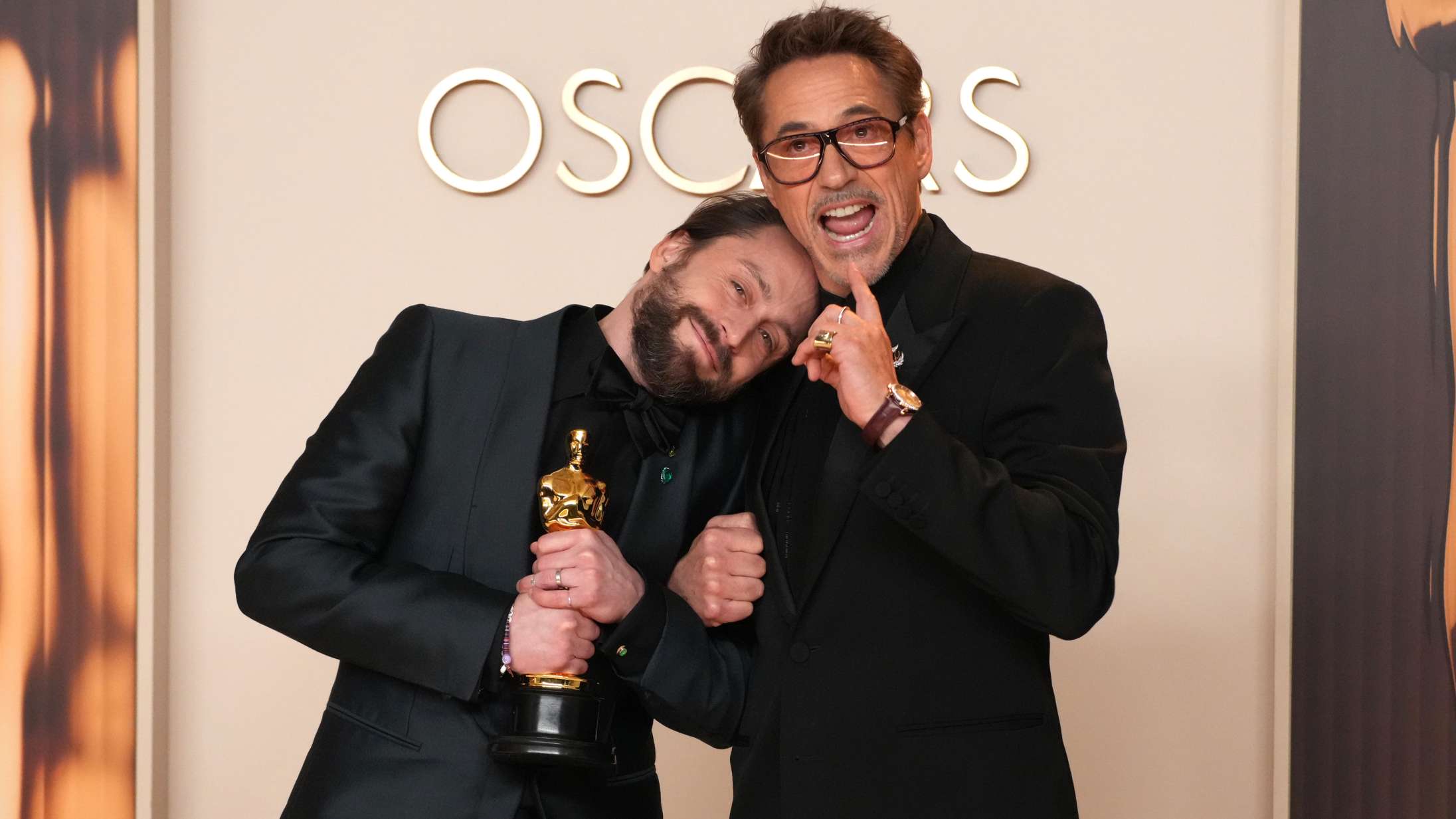 Én film ryddede sensationelt bordet – her er årets Oscar-vindere